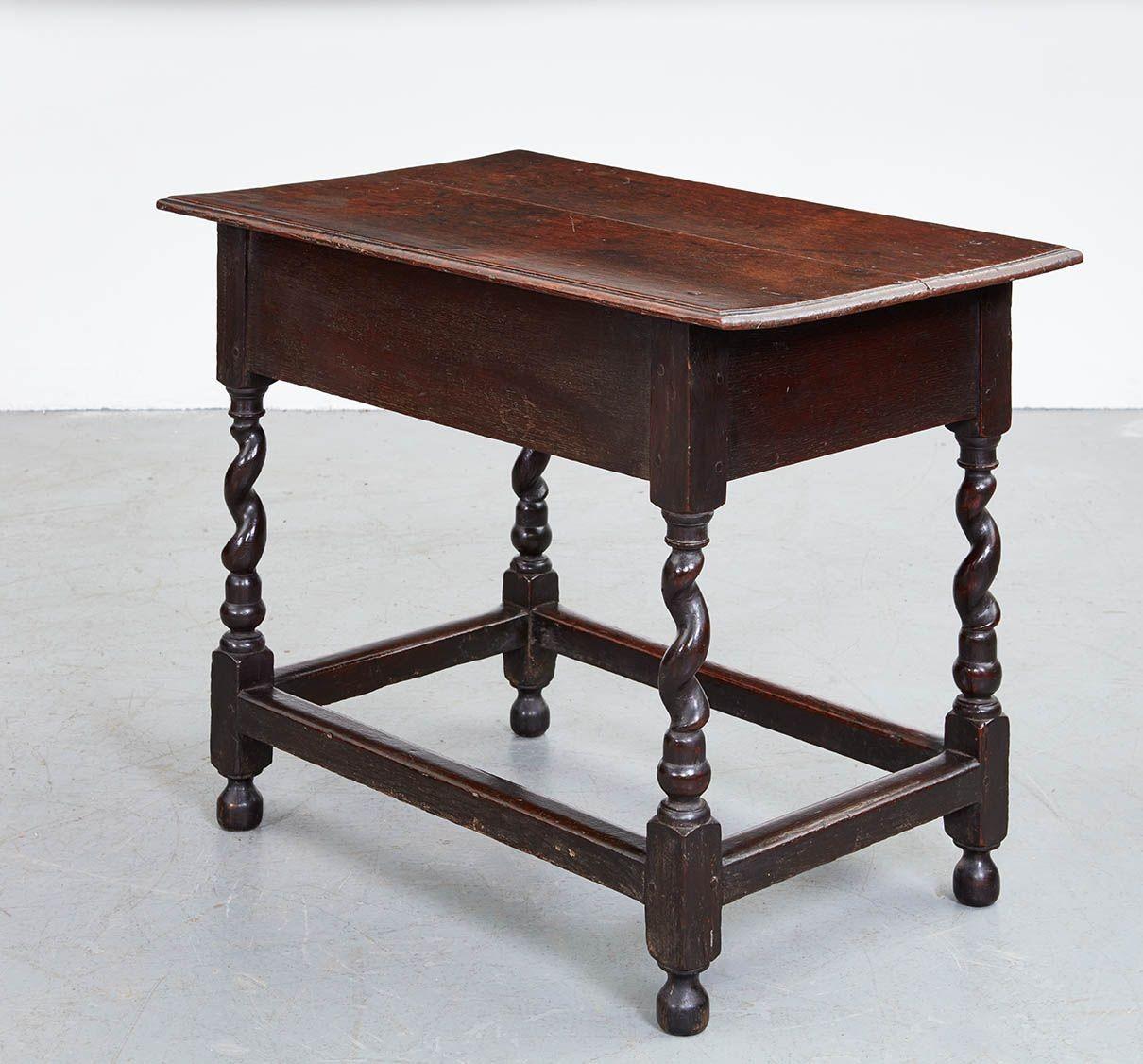 17. Jahrhundert. Englischer Korkenzieher-Bein-Tisch im Angebot 4