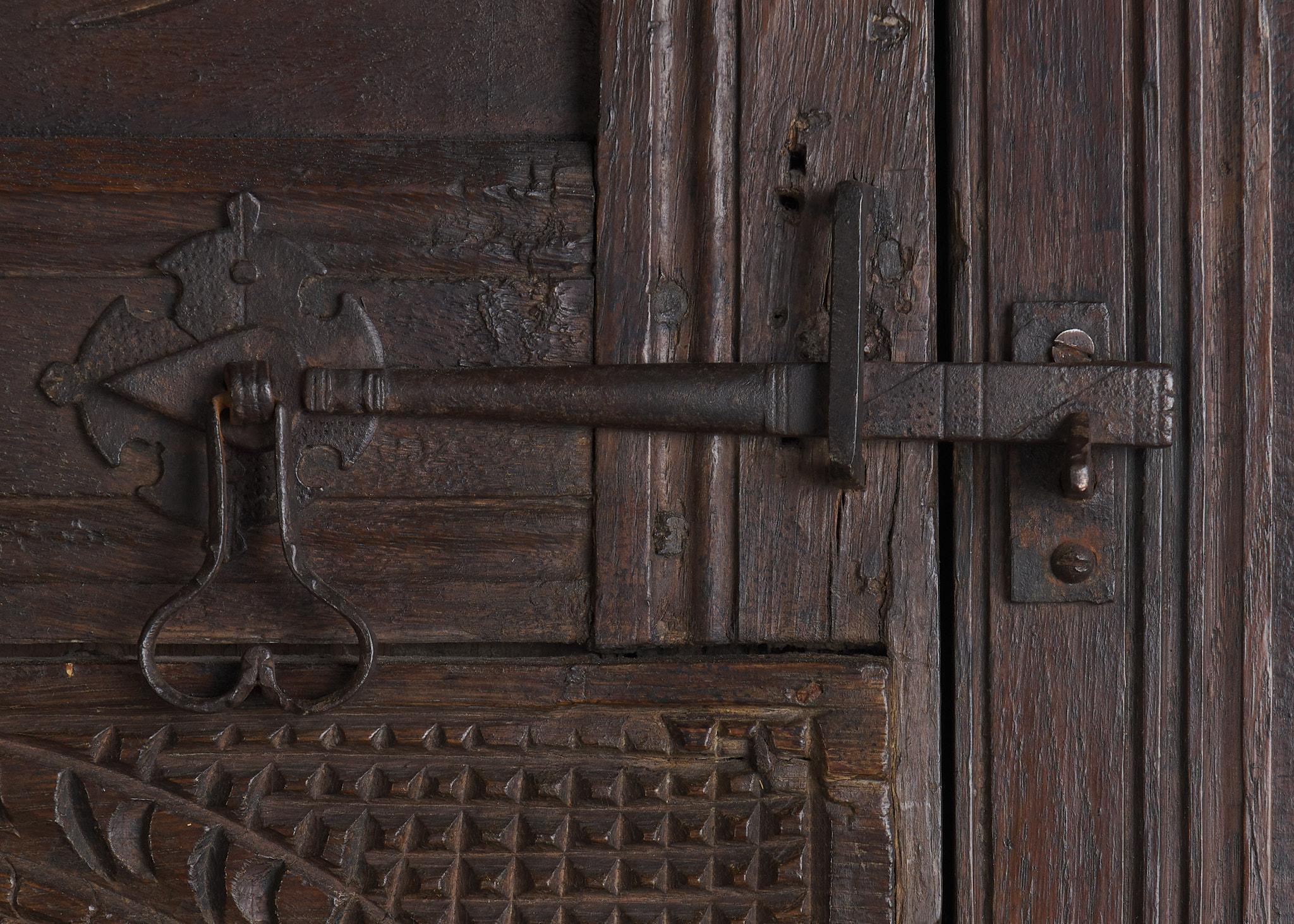 18th Century and Earlier 17Th C English Oak Cabinet For Sale