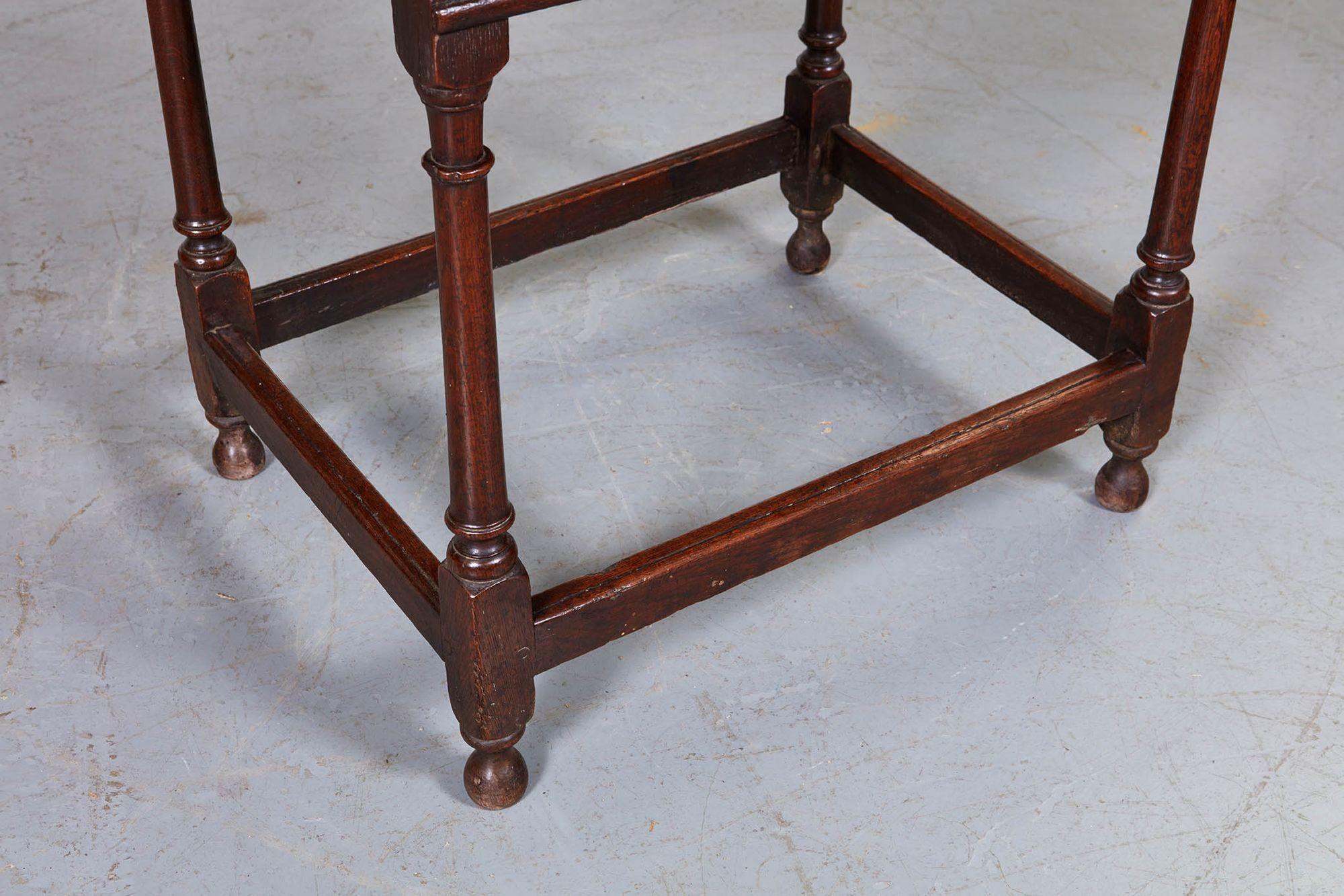 17th c. English Oak Table For Sale 12