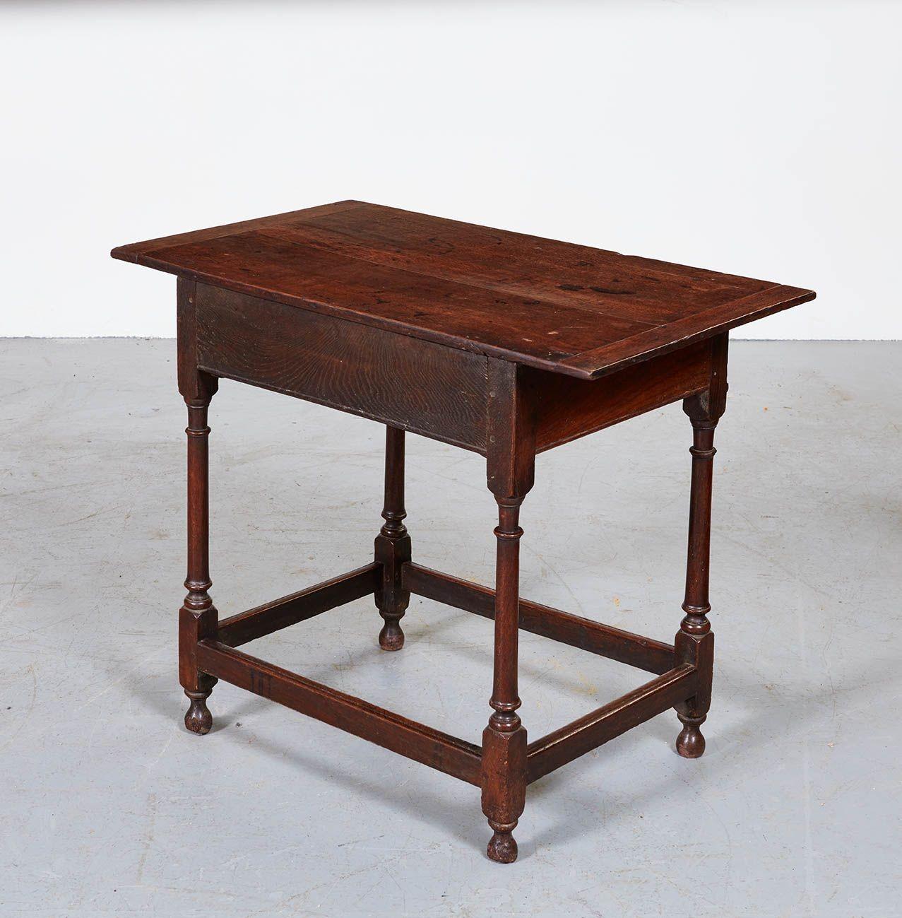 17th c. English Oak Table For Sale 4