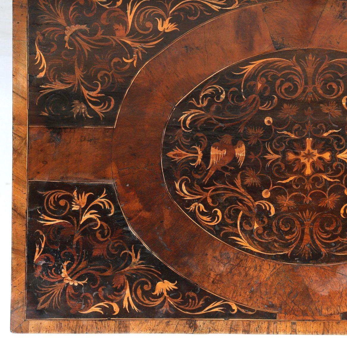 17th c. English William & Mary Walnut and Ebony Seaweed Marquetry Commode For Sale 5