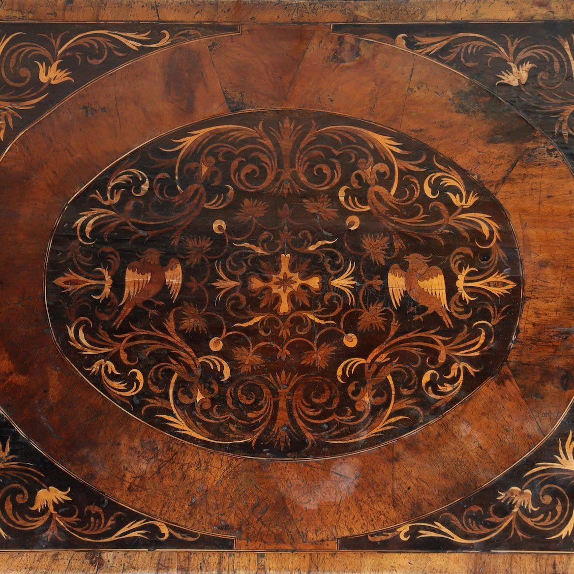 17th c. English William & Mary Walnut and Ebony Seaweed Marquetry Commode For Sale 6