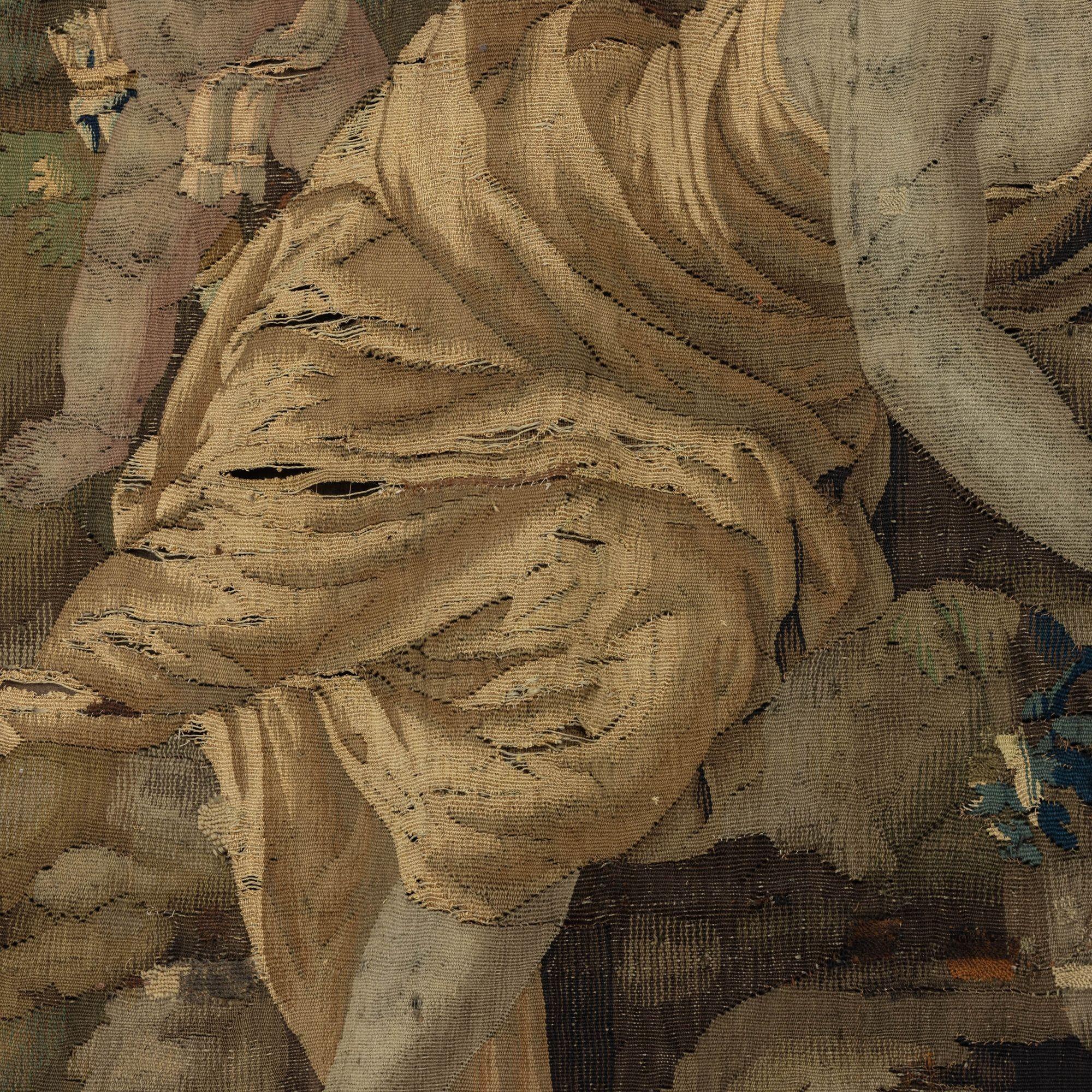 XVIIIe siècle et antérieur 17e s. Fragment de tapisserie française d'Aubusson en vente