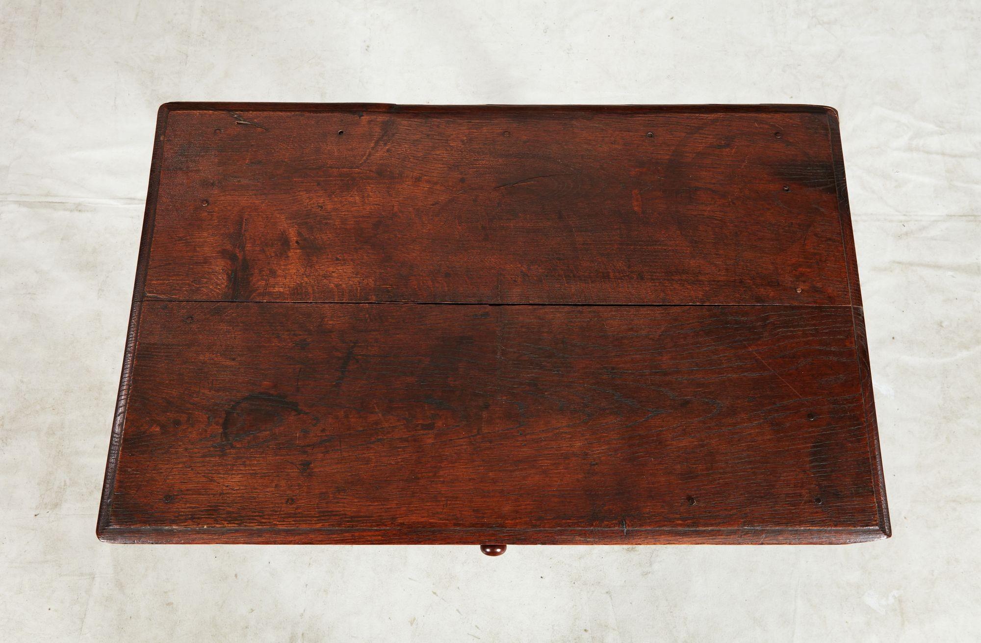 17th c. Jacobean Oak Table In Good Condition For Sale In Greenwich, CT