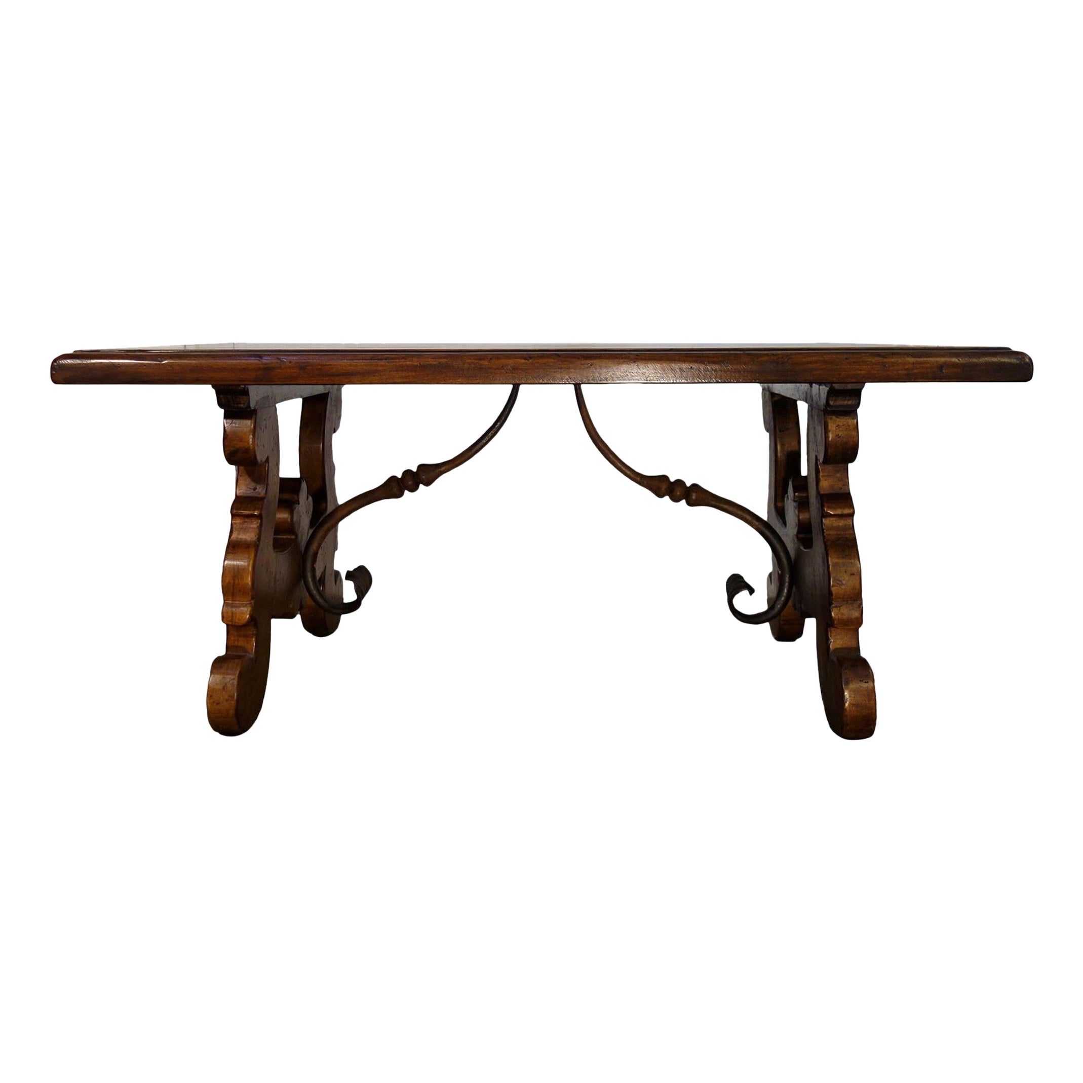 Mesa de centro de nogal italiano antiguo estilo refectorio del siglo XVII de 42x26 con opciones de acabado
