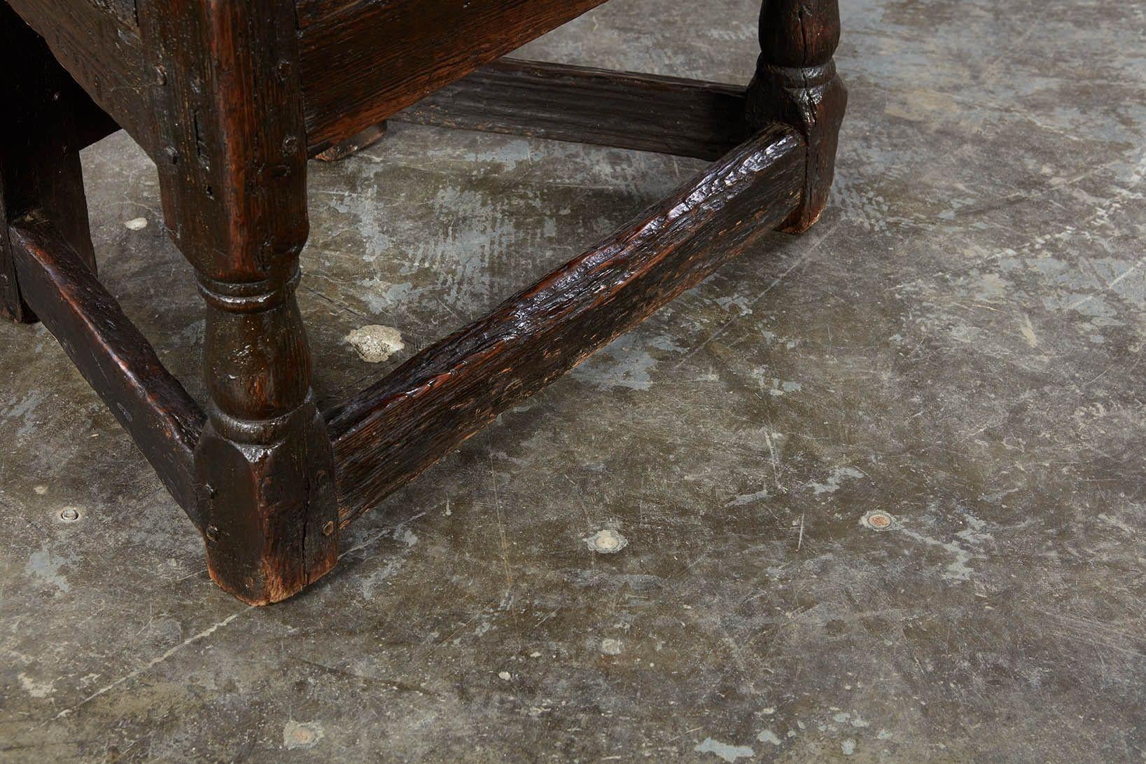 Siglo XVII Sillón Escocés Sol Naciente y Cardo en venta 7