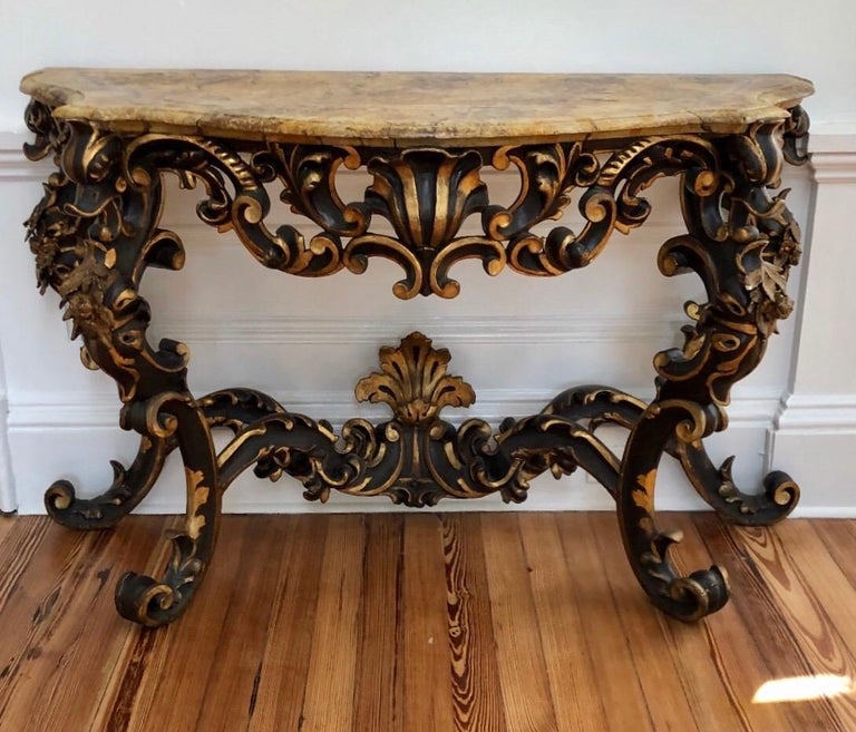 Wood 17th Century Venetian Console Table and Mirror For Sale