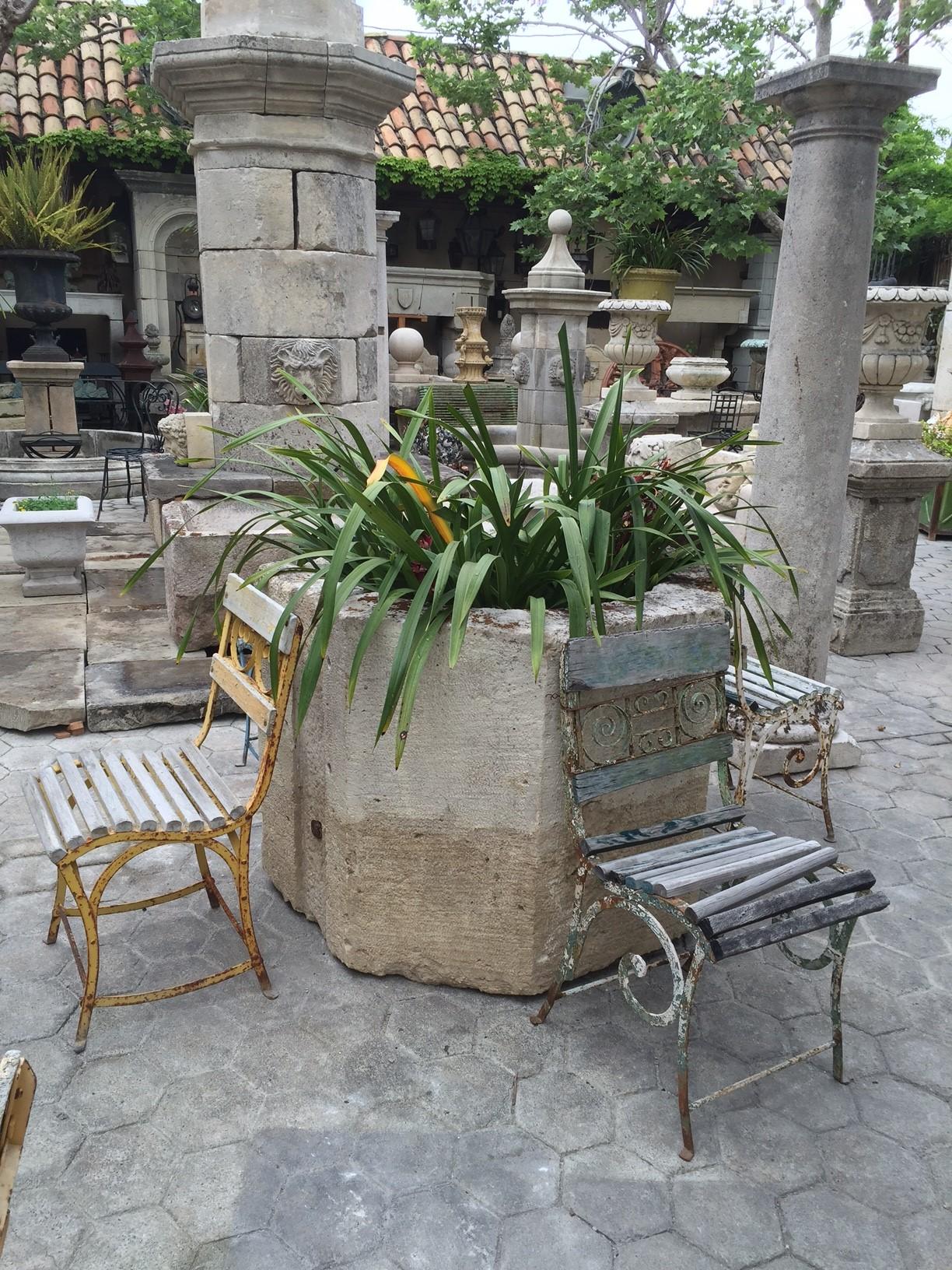 Wellhead Hand Carved Stone Container Planter Basin Trough Water Feature antique In Good Condition In West Hollywood, CA