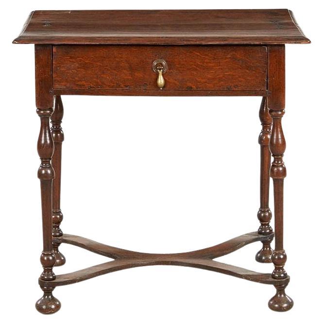 17e s. Table d'appoint Willam and Mary en vente
