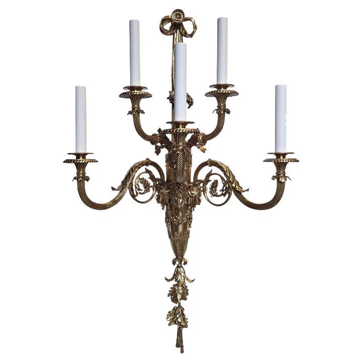 17th Century 5 lights Trianon Wall Lamp in antique bronze finish