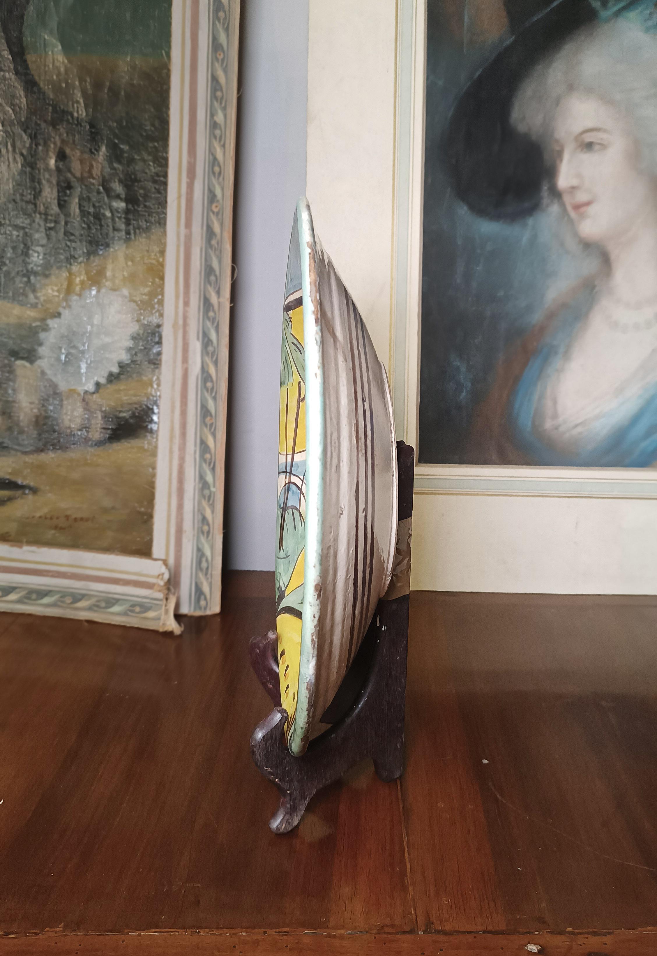 Italian 17th CENTURY MAJOLICA PLATE MONTELUPO in vendita