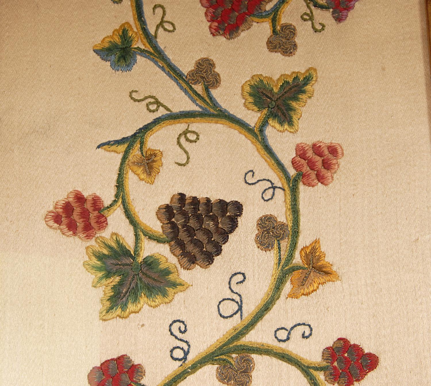 17th Century Embroidered Altar Cloth Framed Textile Art Cornucopia a pair (Niederländisch) im Angebot