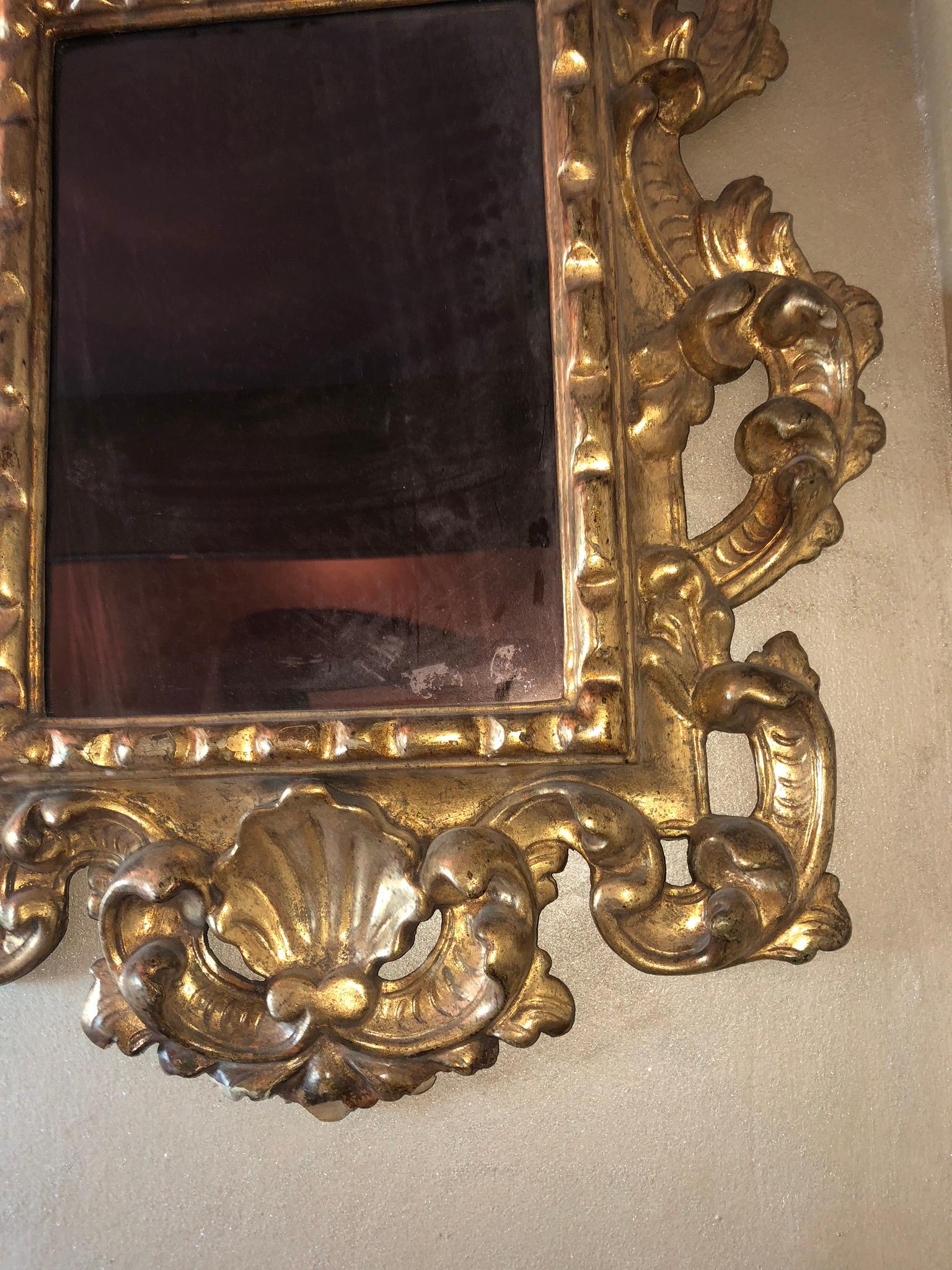 17th Century Antique Baroque Medici Florentine Gilt-Wood Frame  Mercury Glass For Sale 4