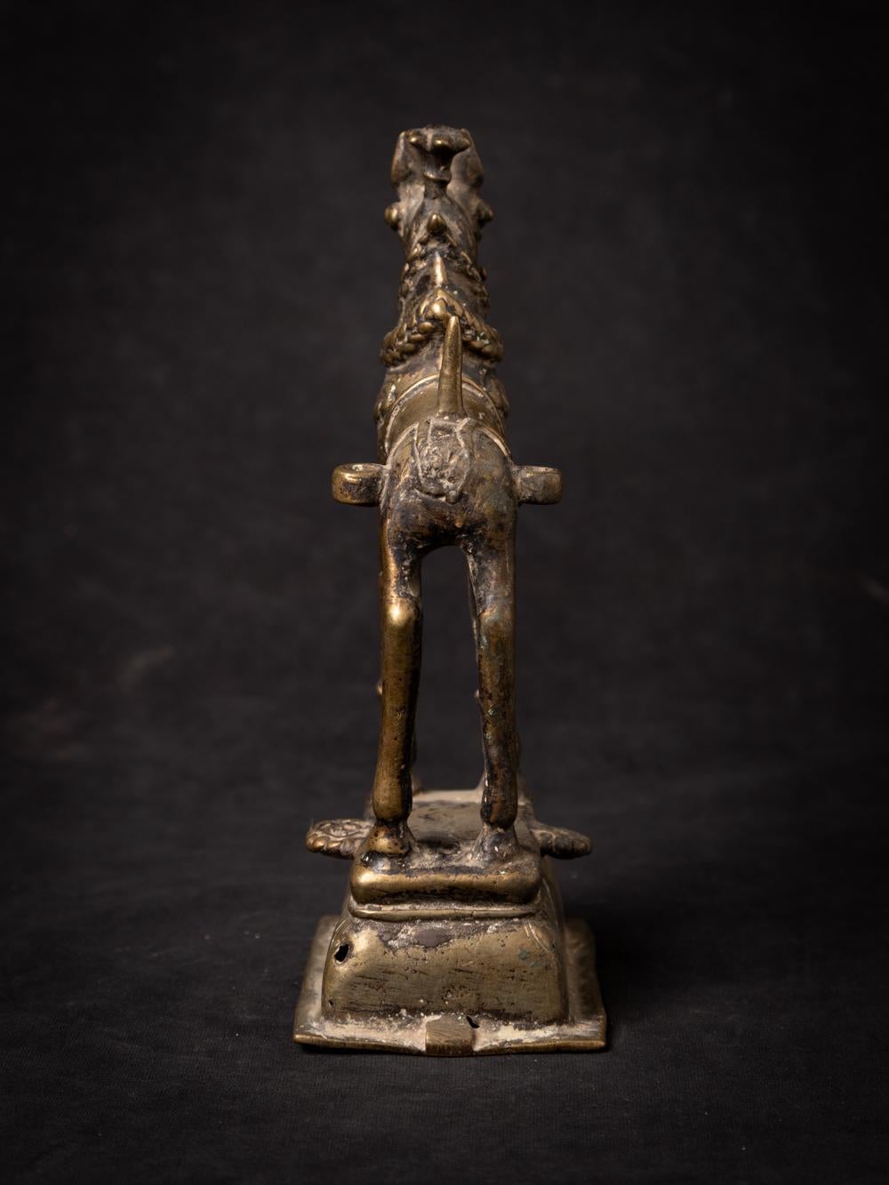 18th Century and Earlier 17th century Antique bronze Indian horse statue from India For Sale