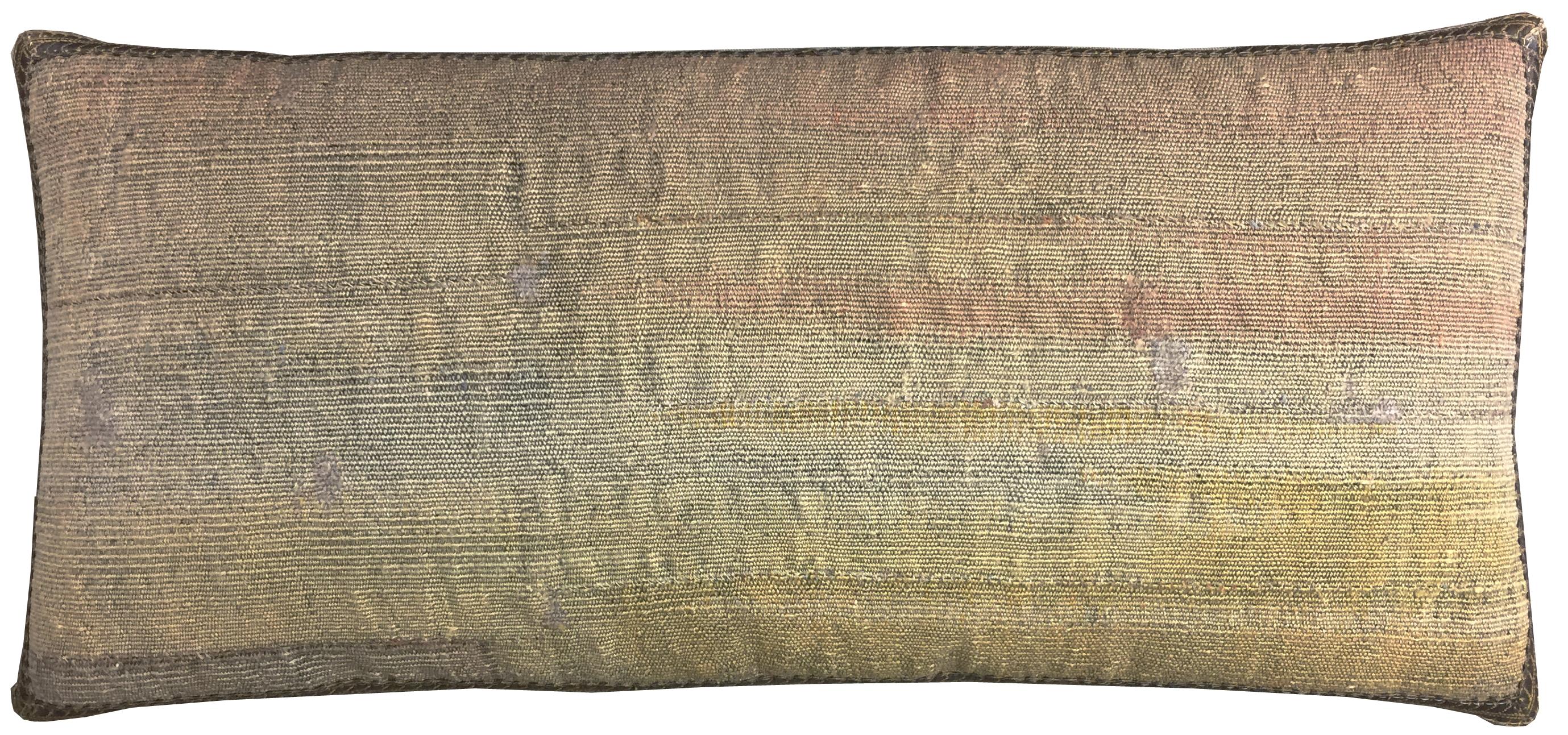 17th Century Antique Brussels Tapestry Pillow In Good Condition For Sale In Los Angeles, US