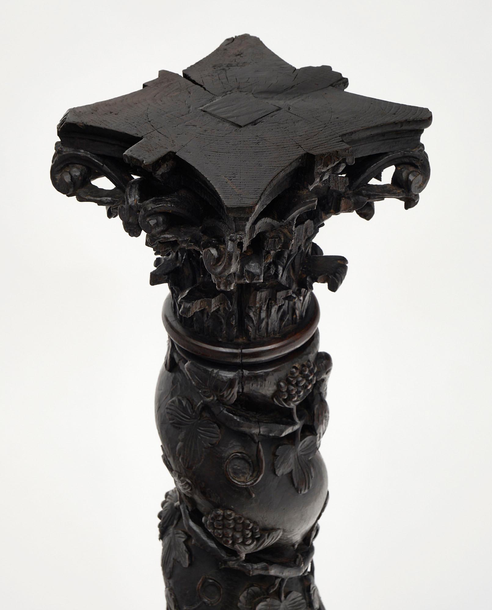 18th Century and Earlier 17th Century Antique Column Pedestal For Sale