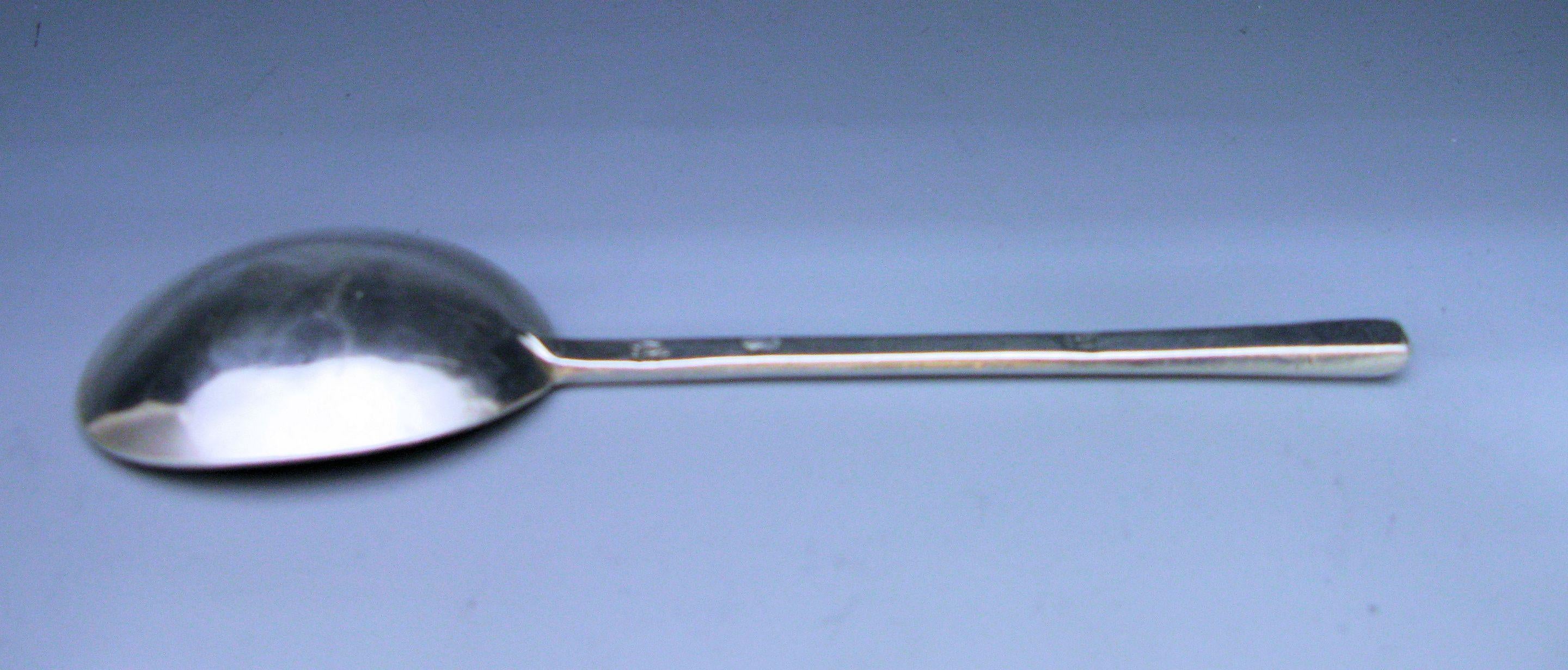English 17th Century Antique Commonwealth Silver Slip-Top Spoon For Sale