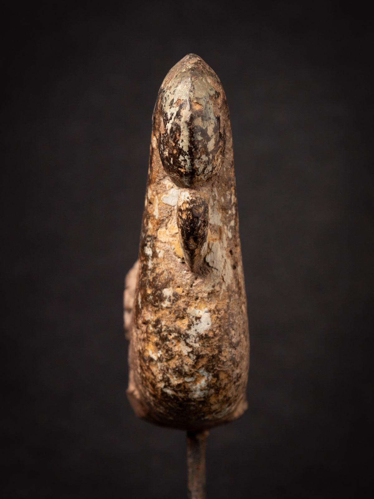 17th century Antique stone temple fragment - OriginalBuddhas In Good Condition For Sale In DEVENTER, NL