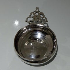 17th Century Antique William & Mary Sterling Silver Bleeding Bowl, London, 1693