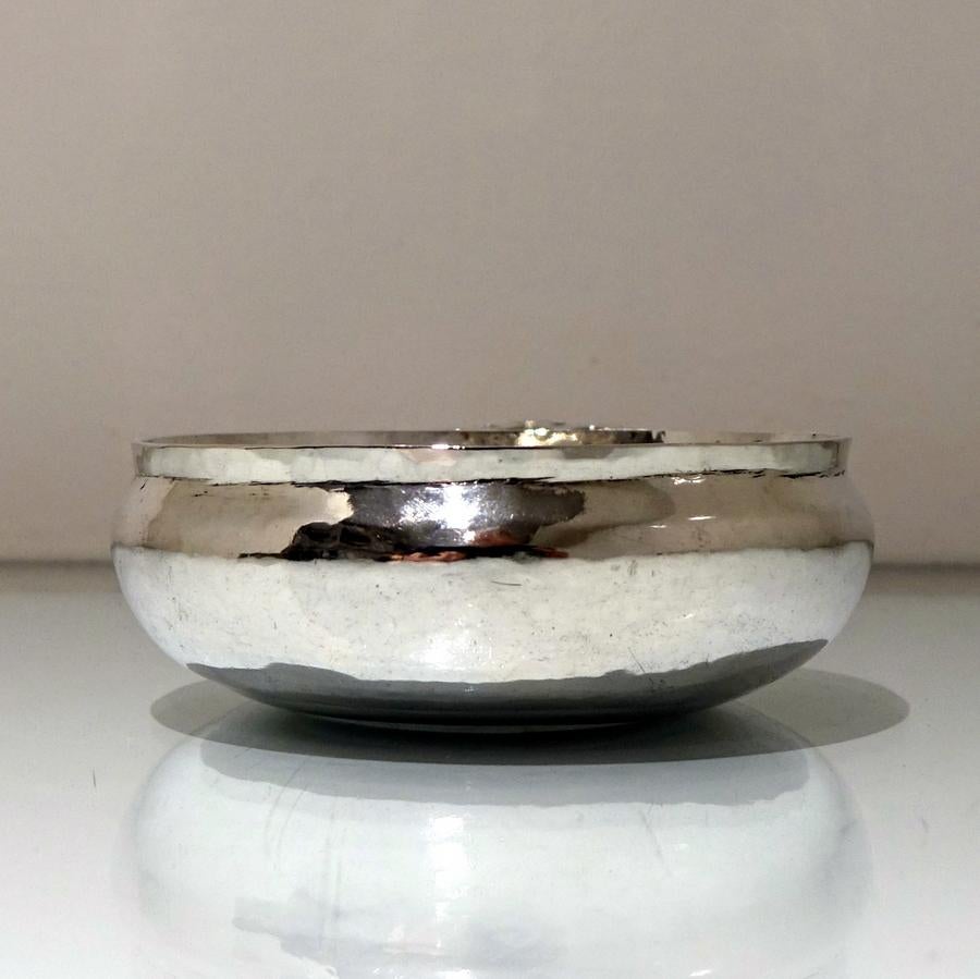 British 17th Century Antique William & Mary Sterling Silver Bleeding Bowl, London, 1693 For Sale