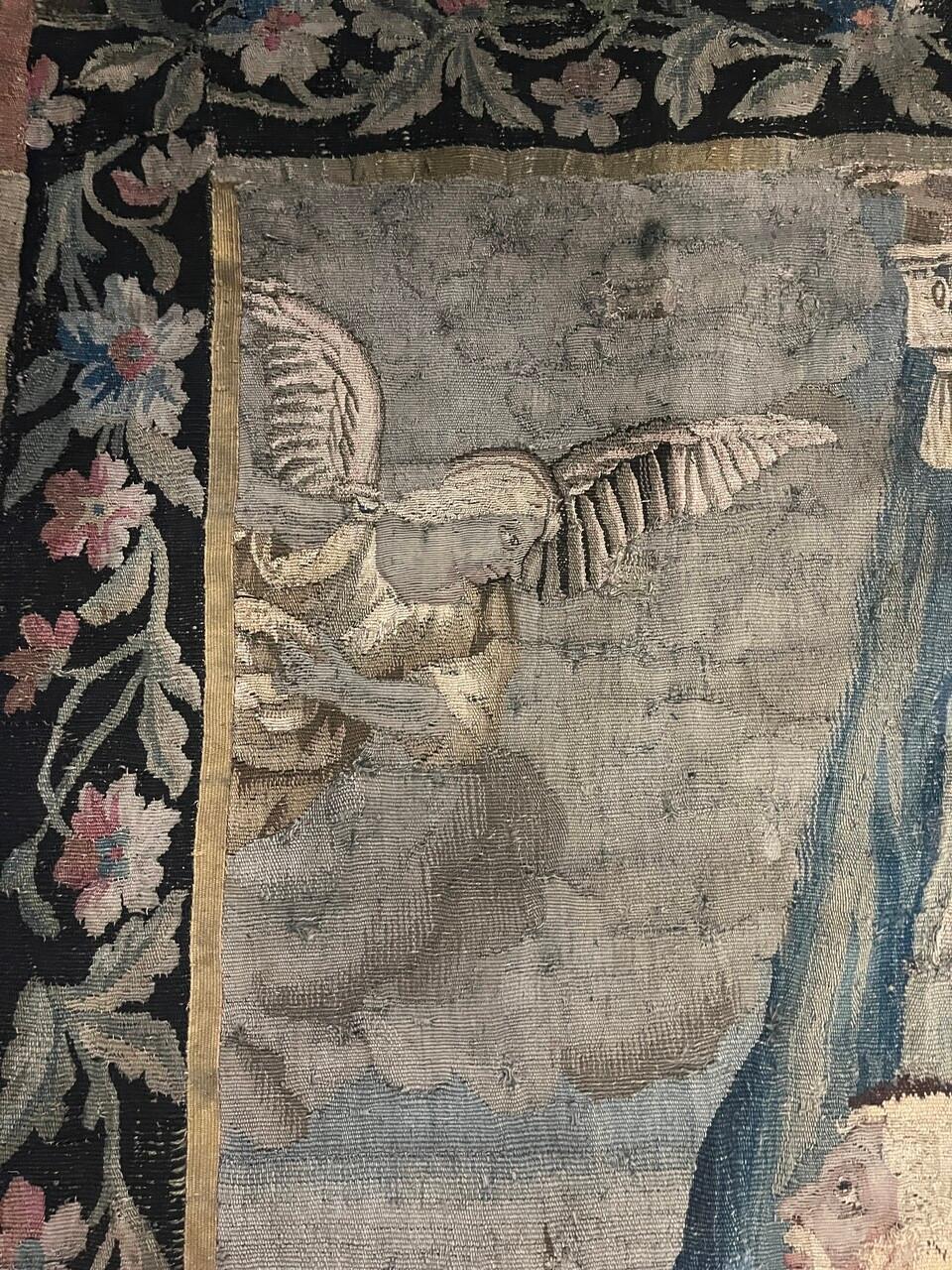 XVIIIe siècle et antérieur Vestige de tapisserie d'Aubusson du 17e siècle en vente