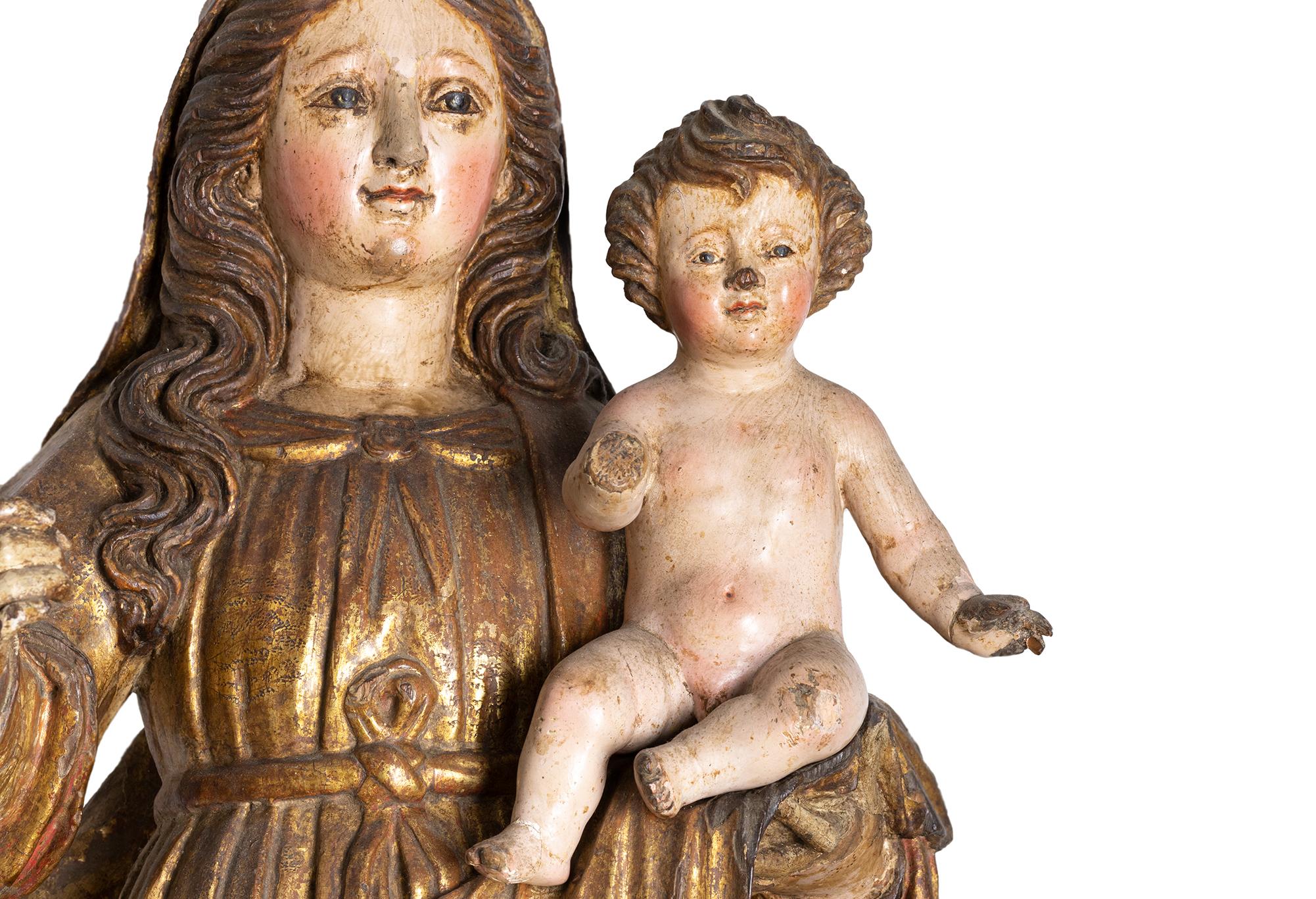 17th Century Baroque Figure Of «Madonna and Jesus», Portugal In Good Condition For Sale In Lisbon, PT