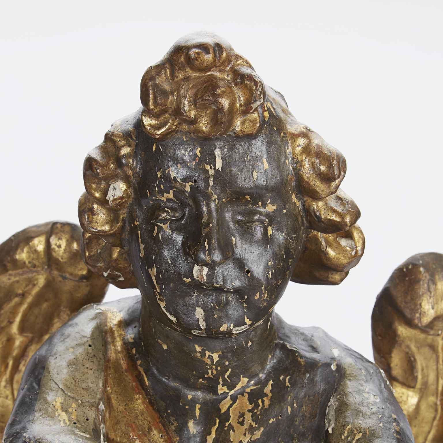 European 17th Century Baroque Italian Winged Putto Giltwood Silvered Angel Figure  For Sale