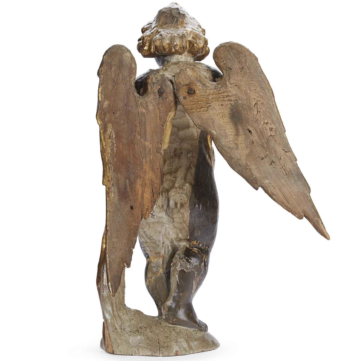 17th Century Baroque Italian Winged Putto Giltwood Silvered Angel Figure  In Good Condition For Sale In Milan, IT