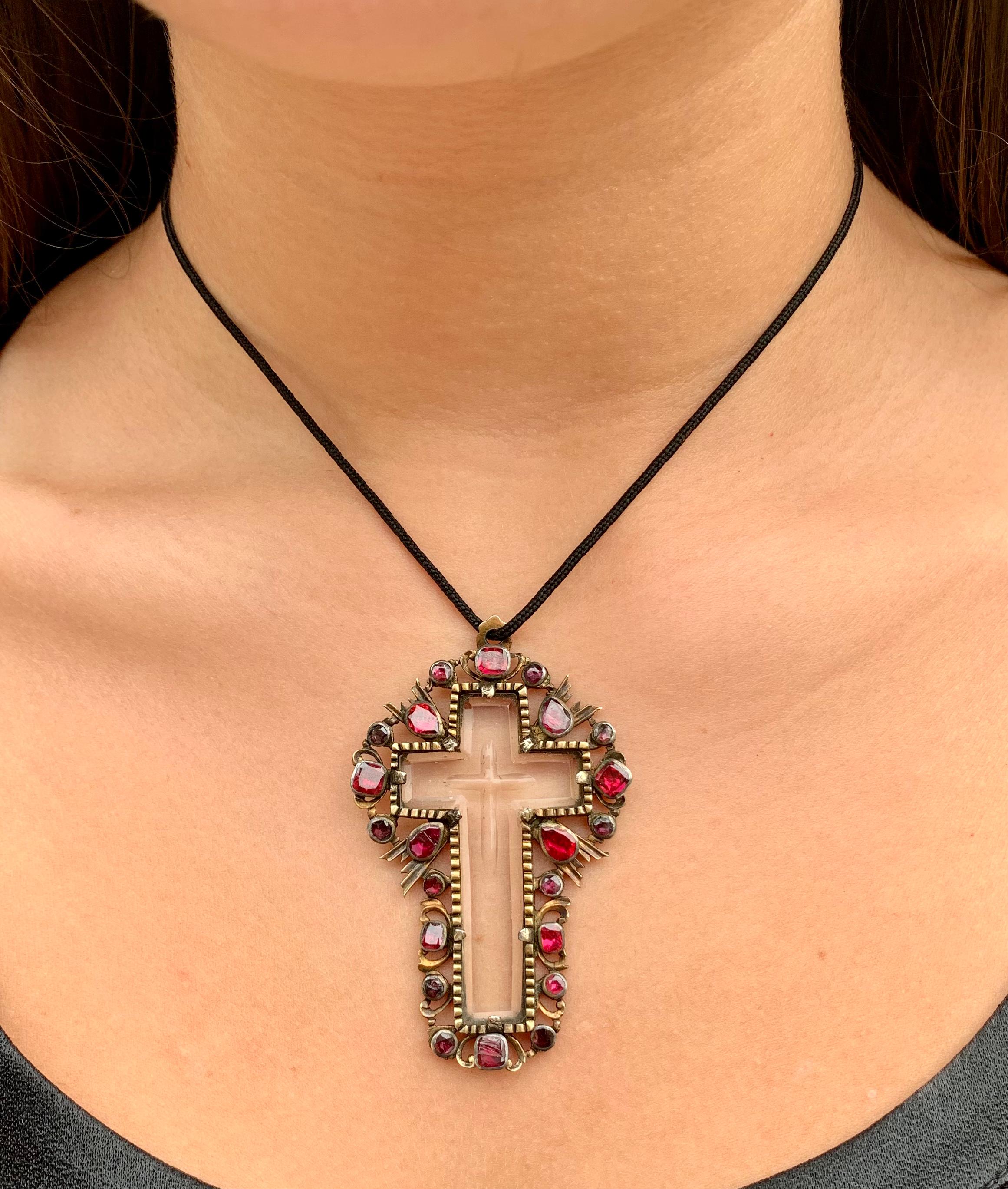 17th Century Baroque Ruby, Carved Rock Crystal, Gold, Silver Topped Gold Cross For Sale