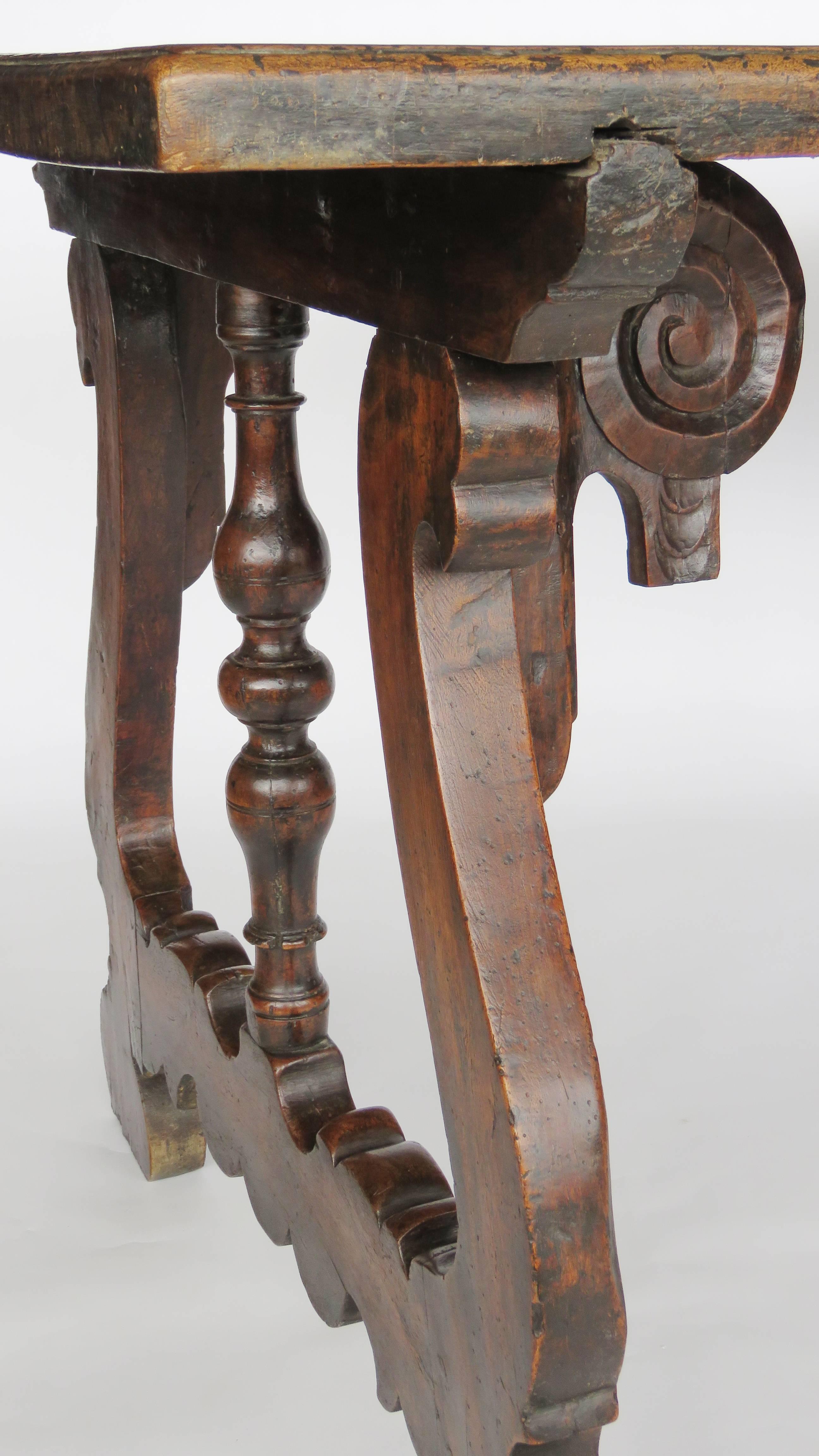 Spanish 17th Century Baroque Walnut Trestle Table For Sale