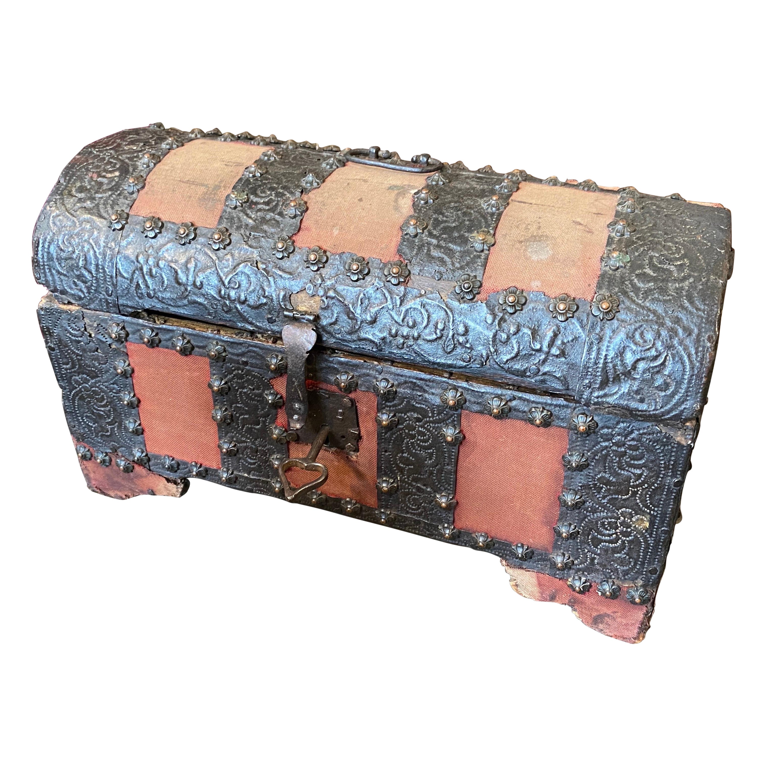 17th Century Baroque Wood, Iron and Fabric Italian Small Trunk