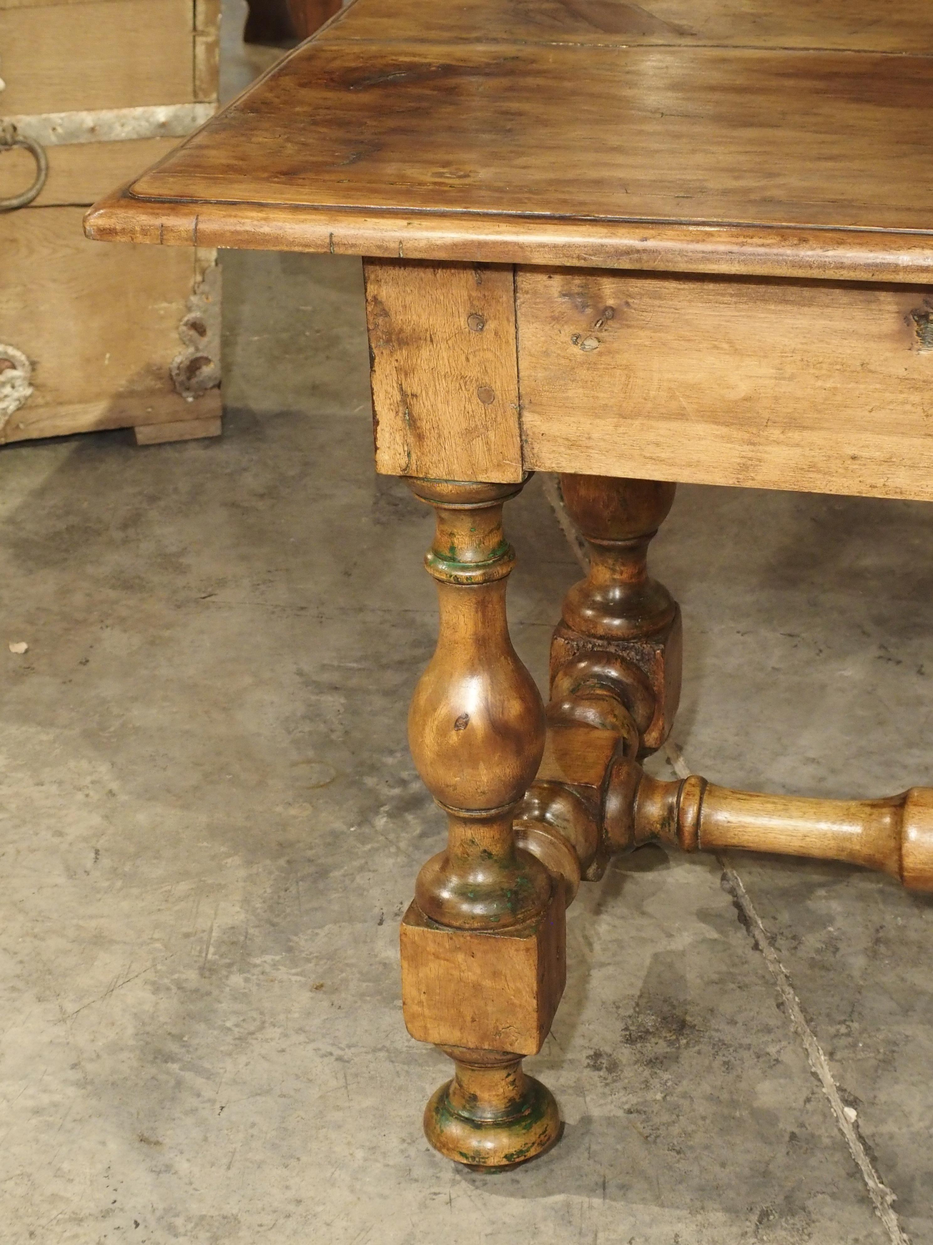 17th Century Basque Country Writing Table with Inset Star 2