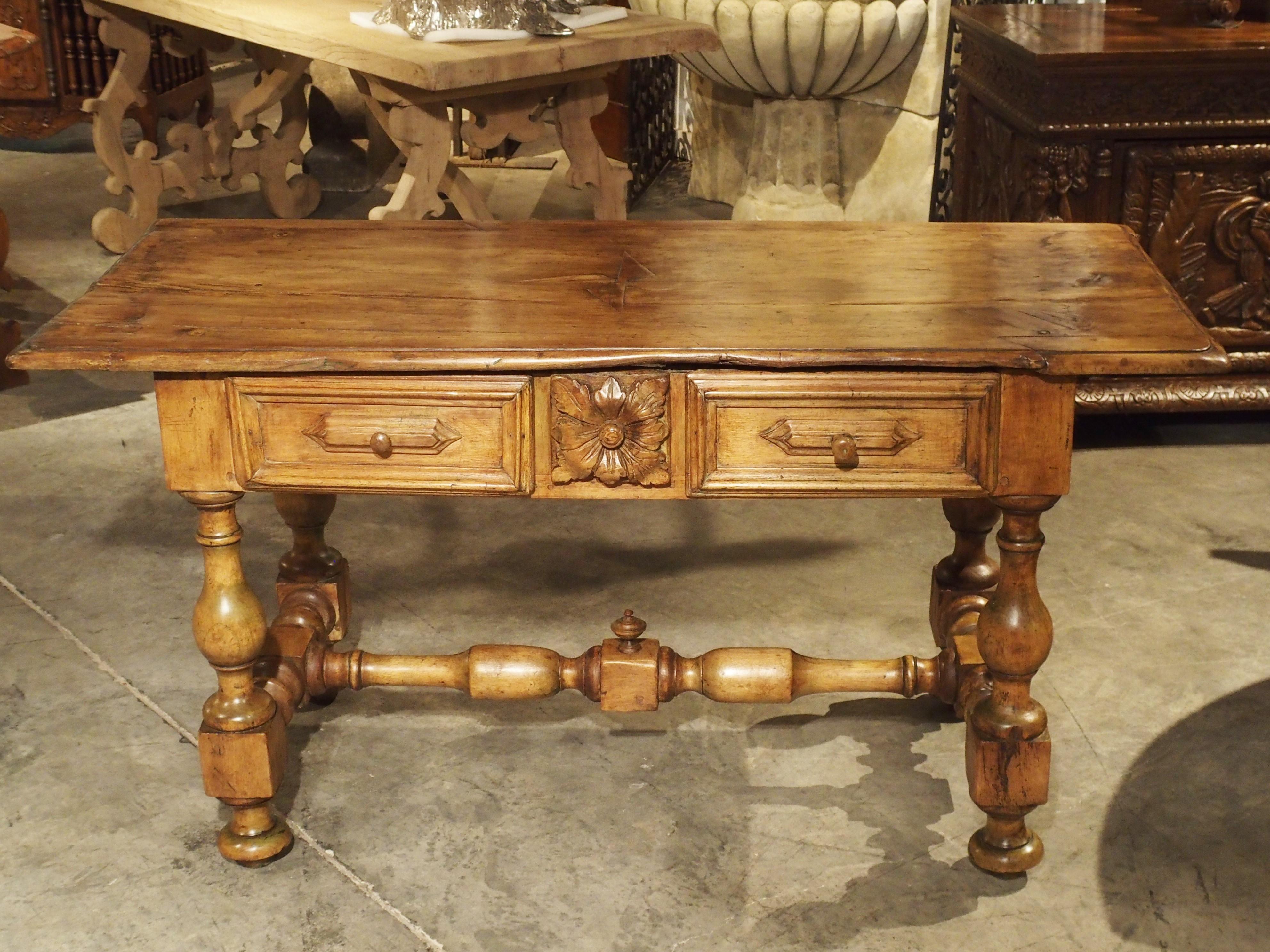 17th Century Basque Country Writing Table with Inset Star 11