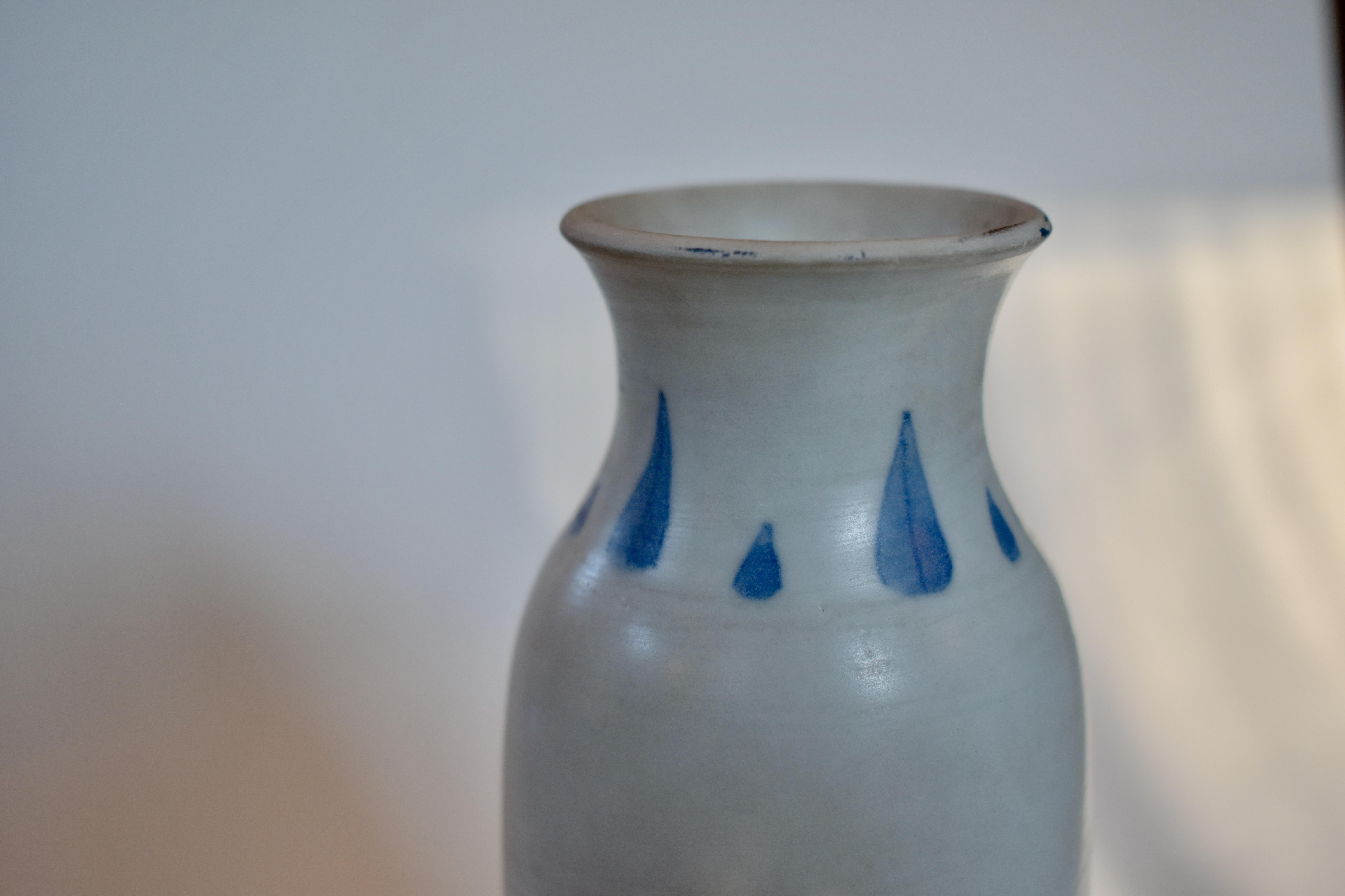 Vase à manches bleues et blanches du 17ème siècle de la collection Hatcher 2