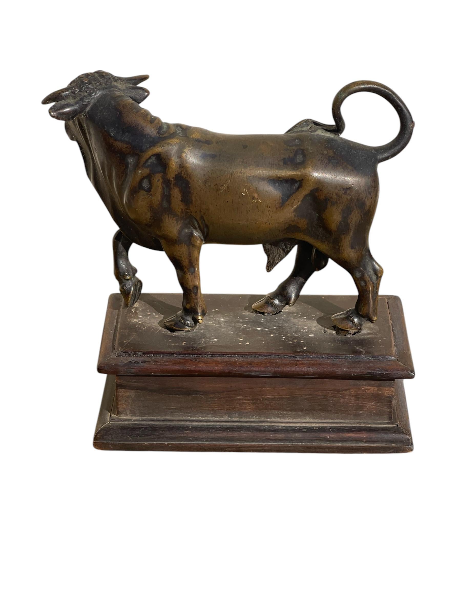 17th Century - Bronze Bull After Jean De Bologne en vente 4