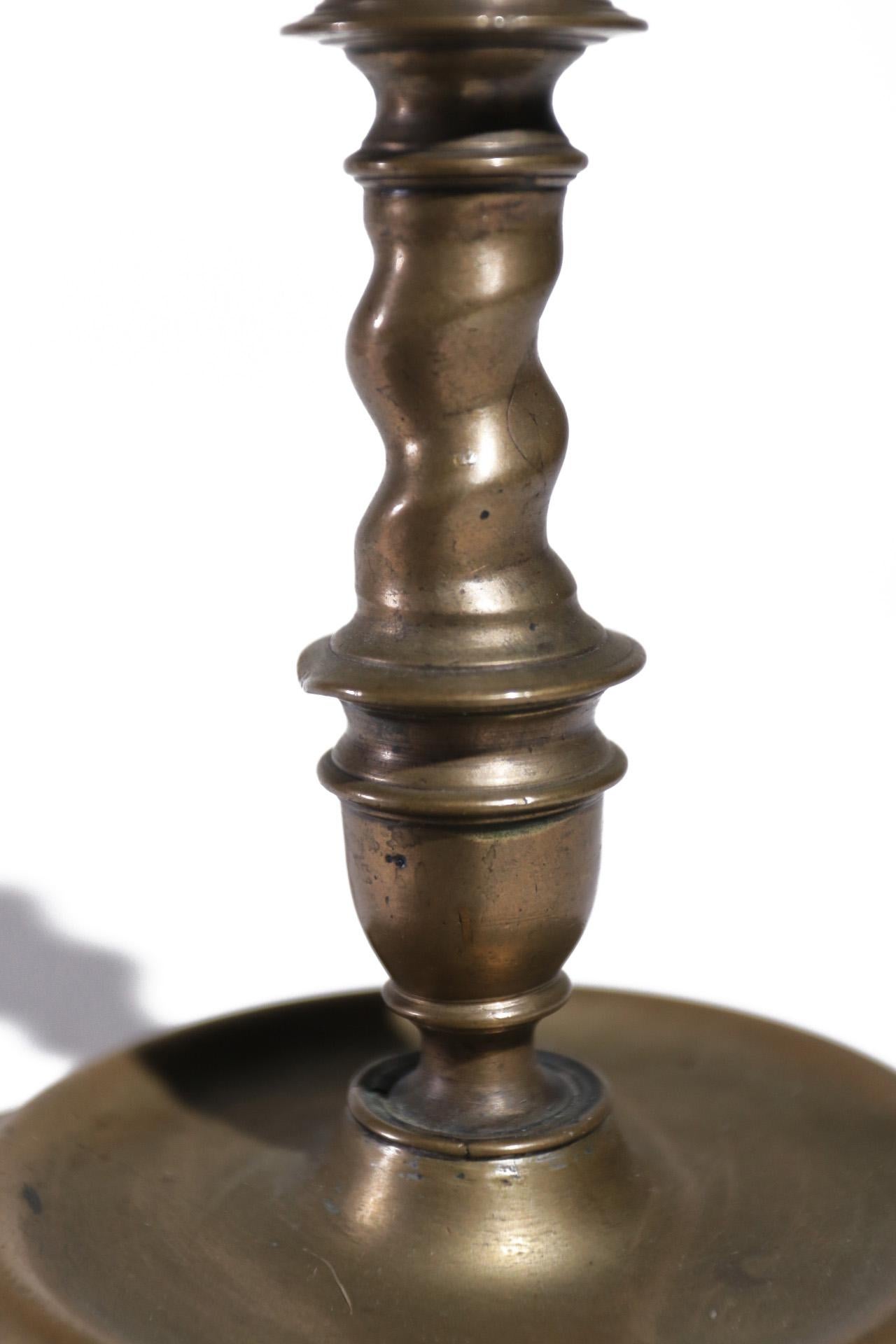 17th Century Bronze Candlestick with a Barley Twist Spanish In Good Condition In Boven Leeuwen, NL