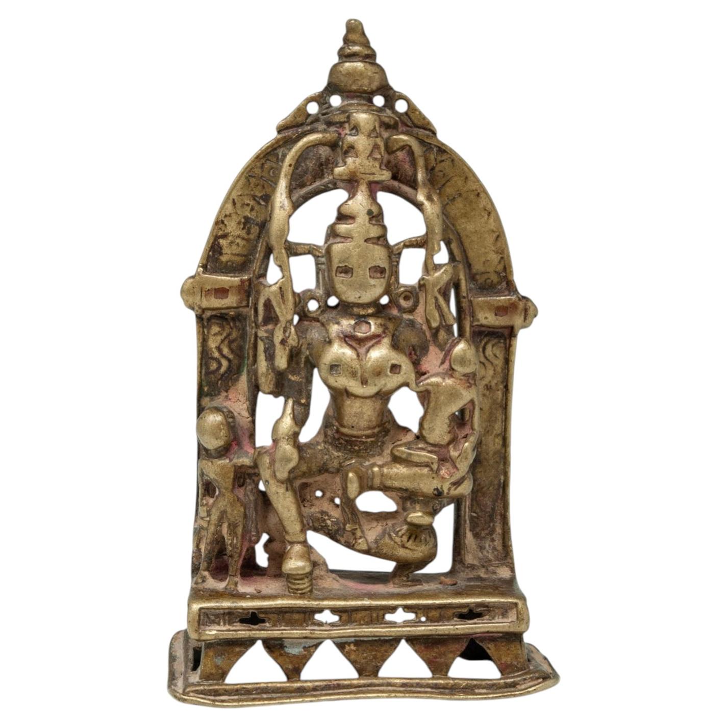 Figura jainista de bronce del siglo XVII de la Yakshini Ambika, India occidental