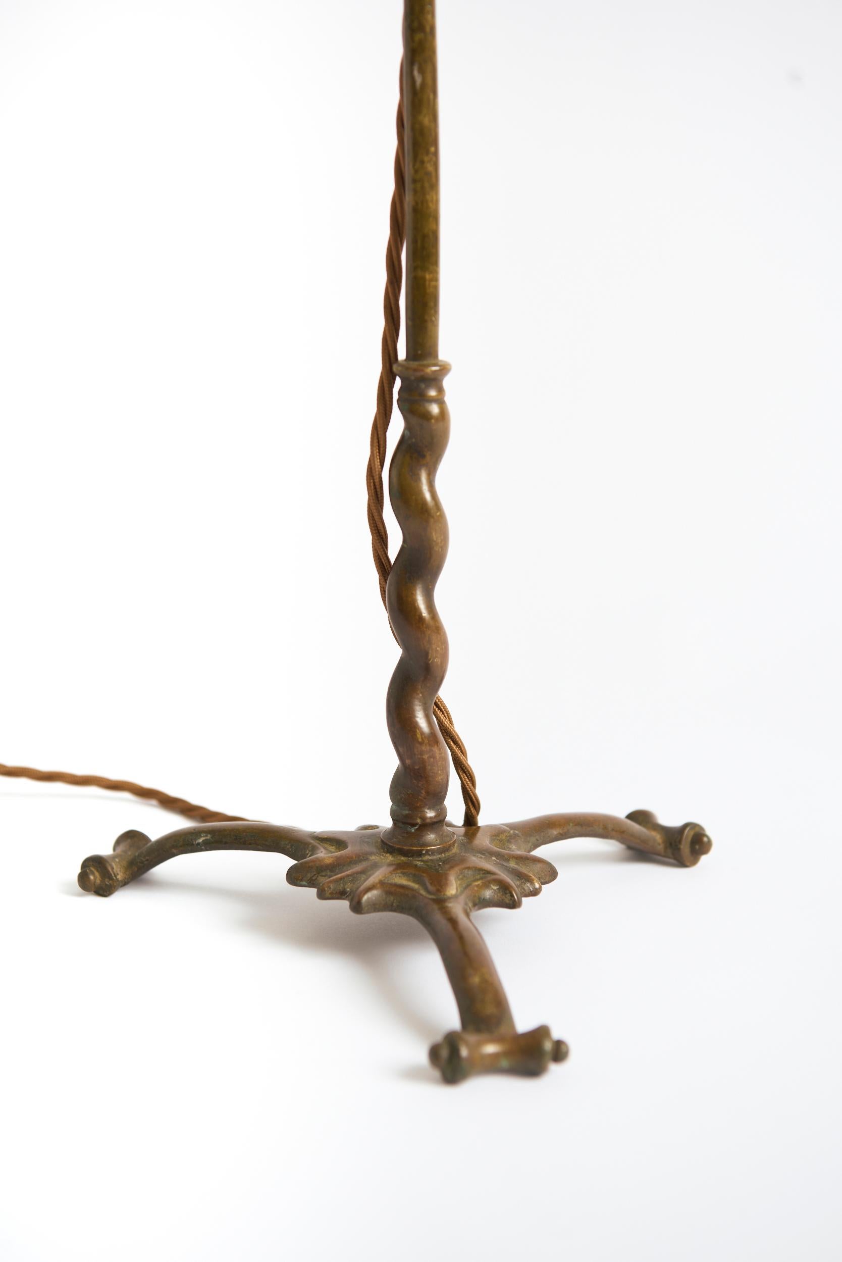 French 17th Century Bronze Table Lamp For Sale