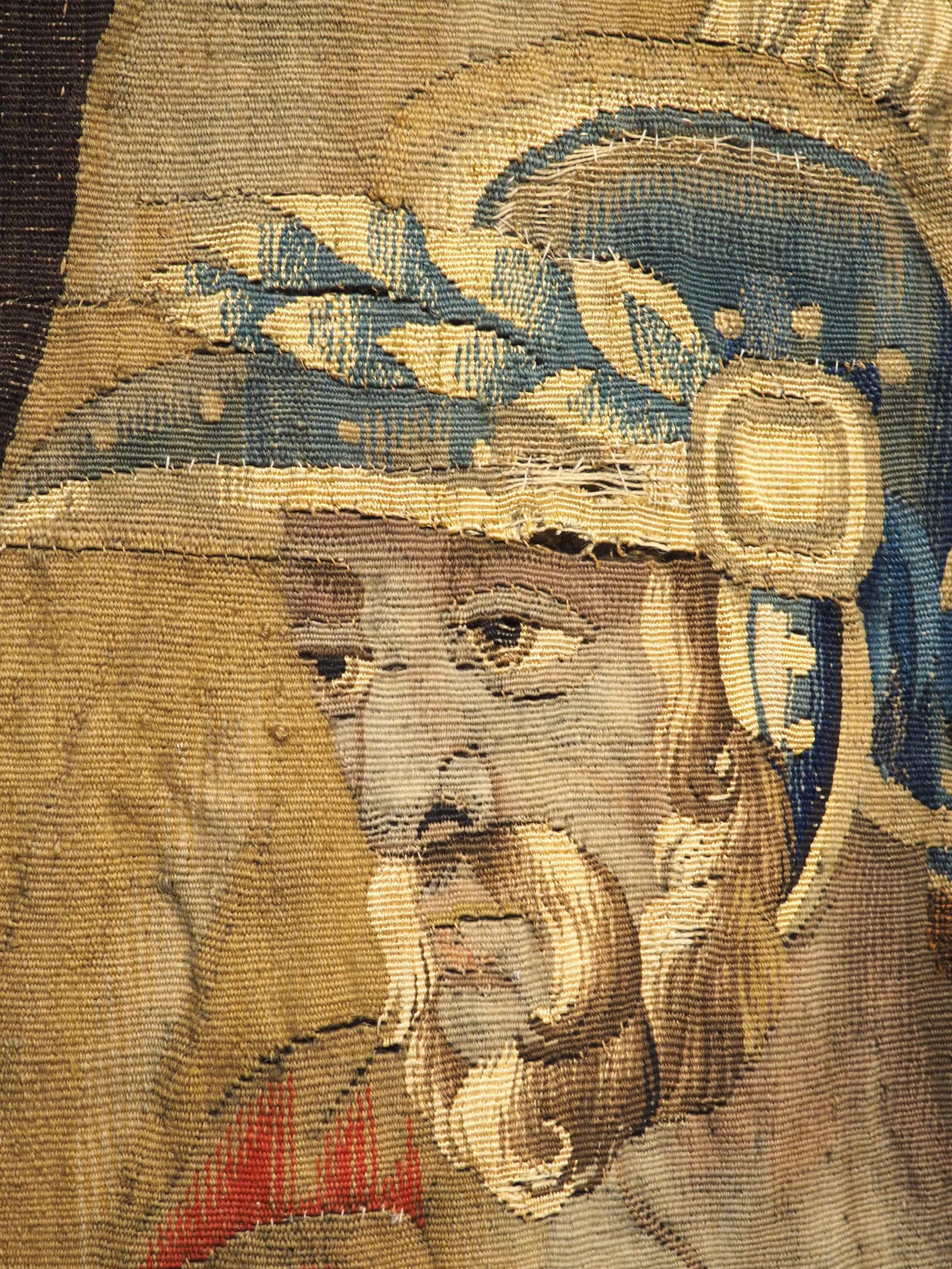 Tapisserie de Bruxelles du 17e siècle en soie et laine représentant une scène romaine en vente 12