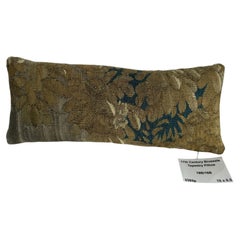 Brüsseler Wandteppich-Kissen aus dem 17. Jahrhundert mit barockem Blattmotiv