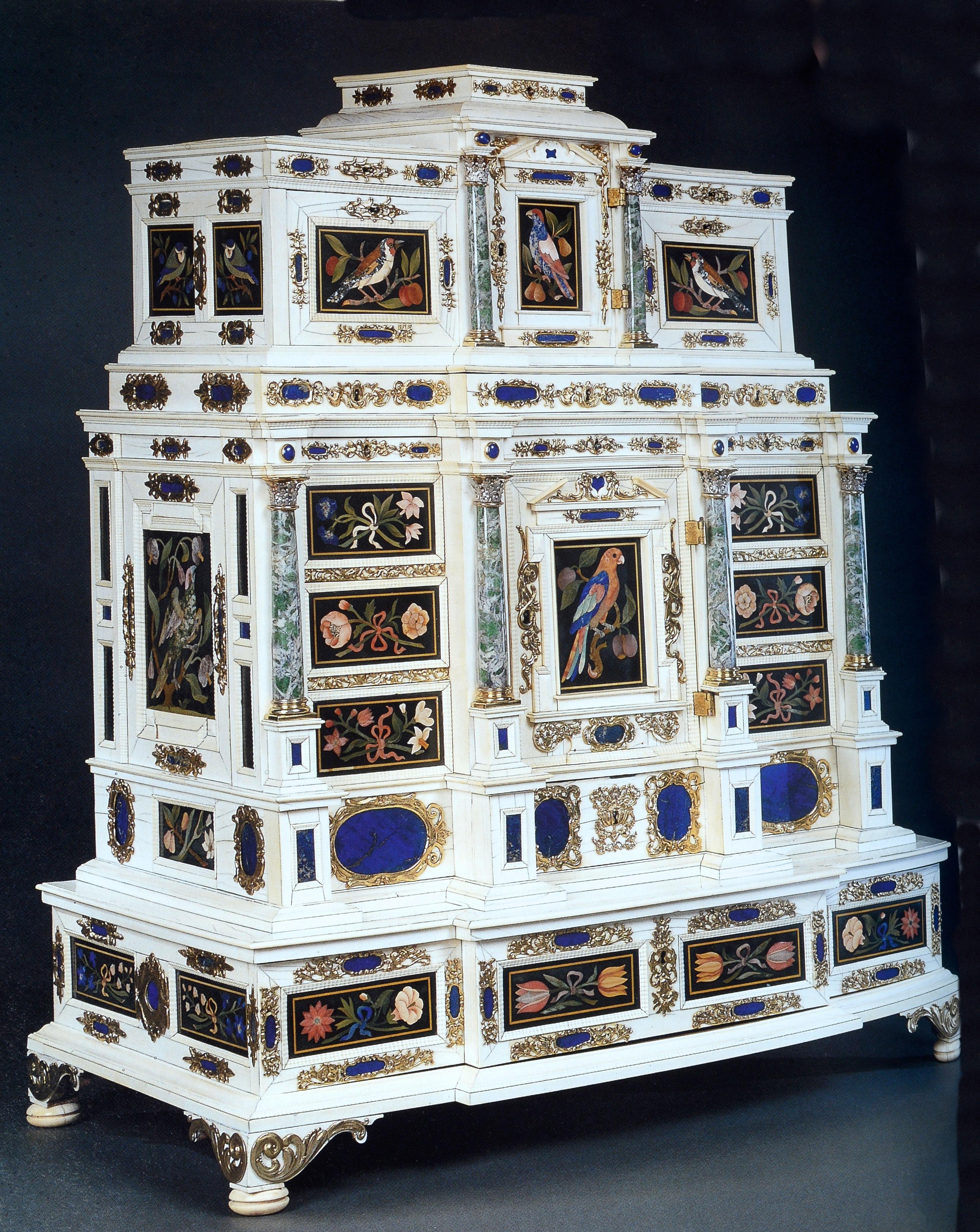 Armoires du 17e siècle Dossiers du Rijksmuseum, 1ère édition Excellent état - En vente à valatie, NY