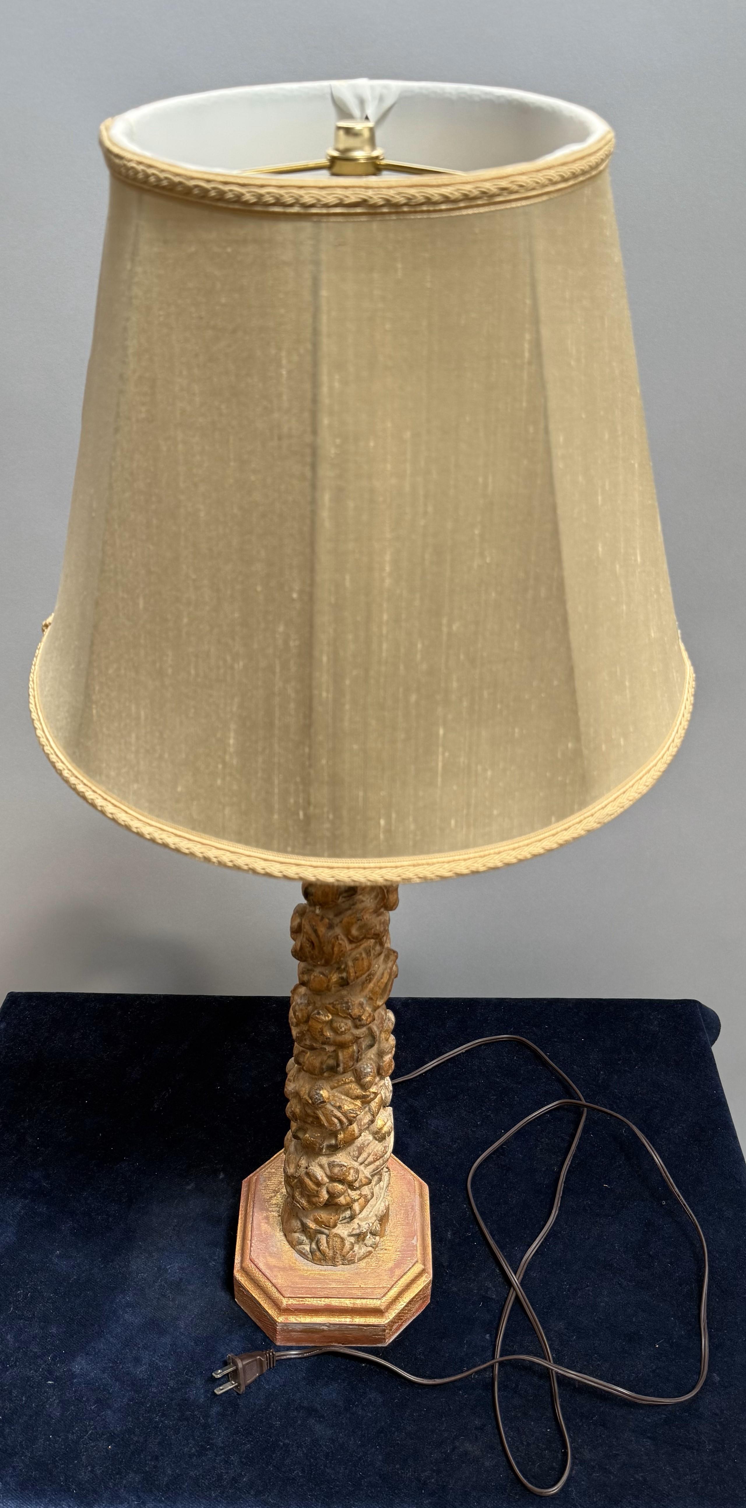 17th Century Carved and Gilded Column Converted to a Lamp For Sale 3