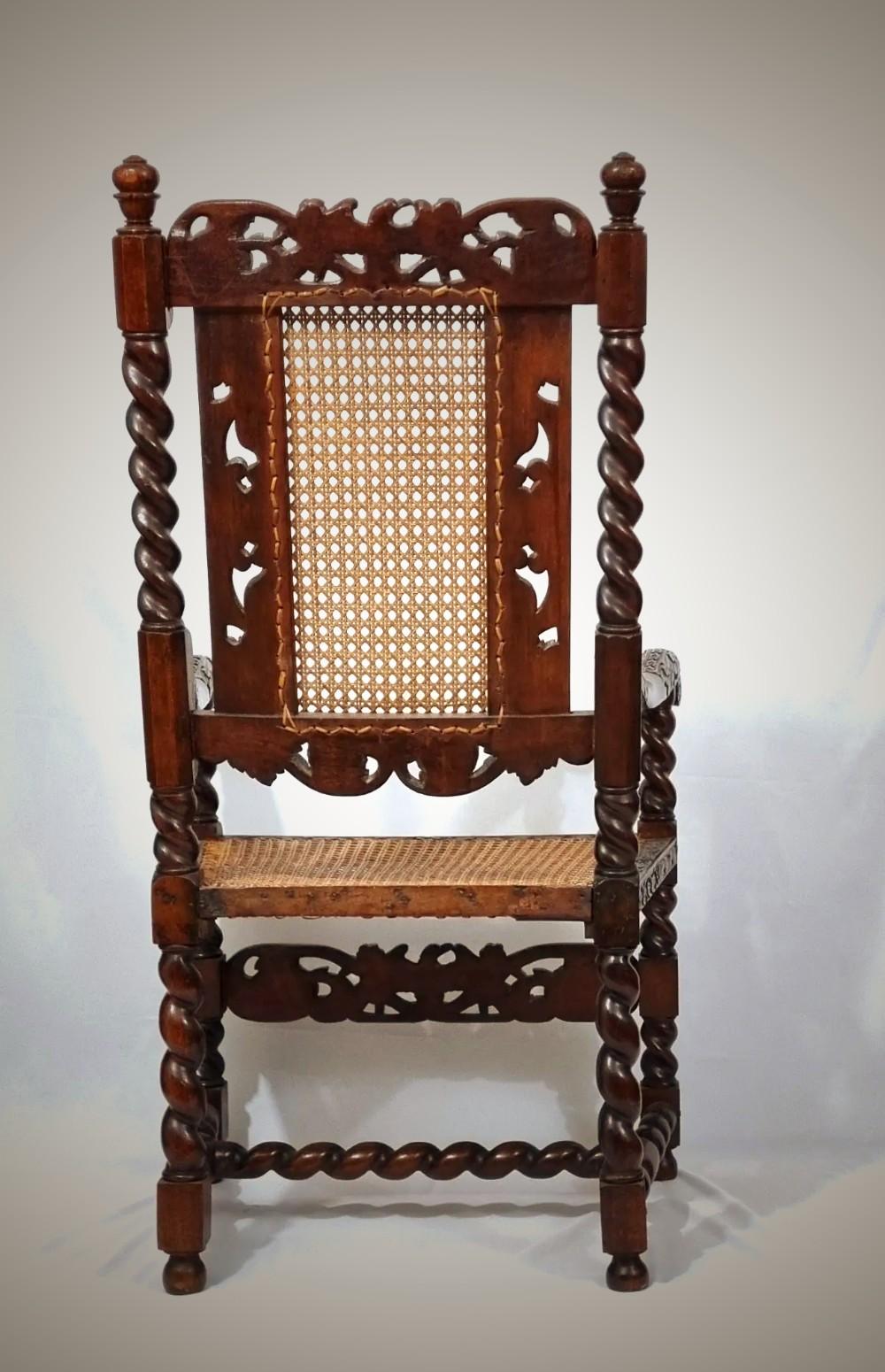 17th Century Carved Chair - English Ca 1660s For Sale 2