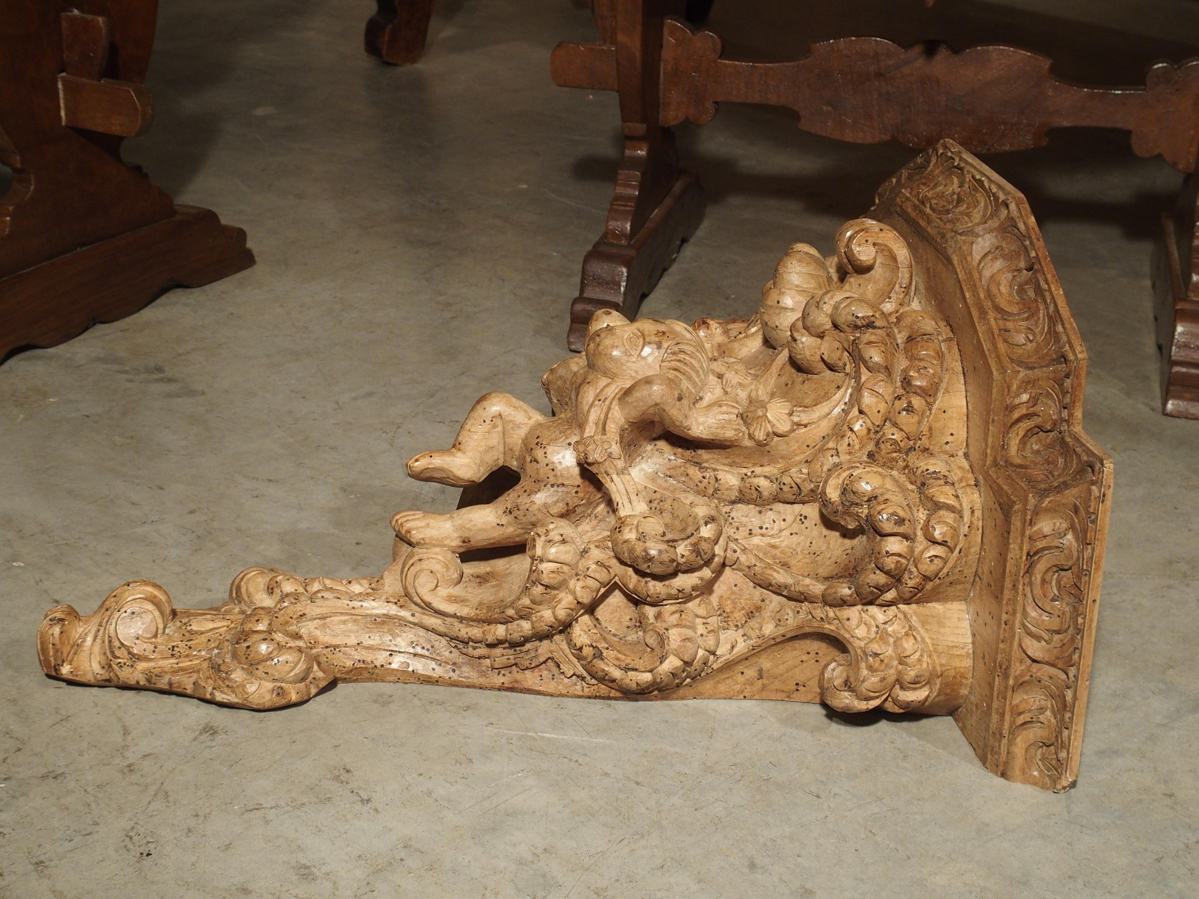 Wood 17th Century Carved Italian Wall Bracket Shelf