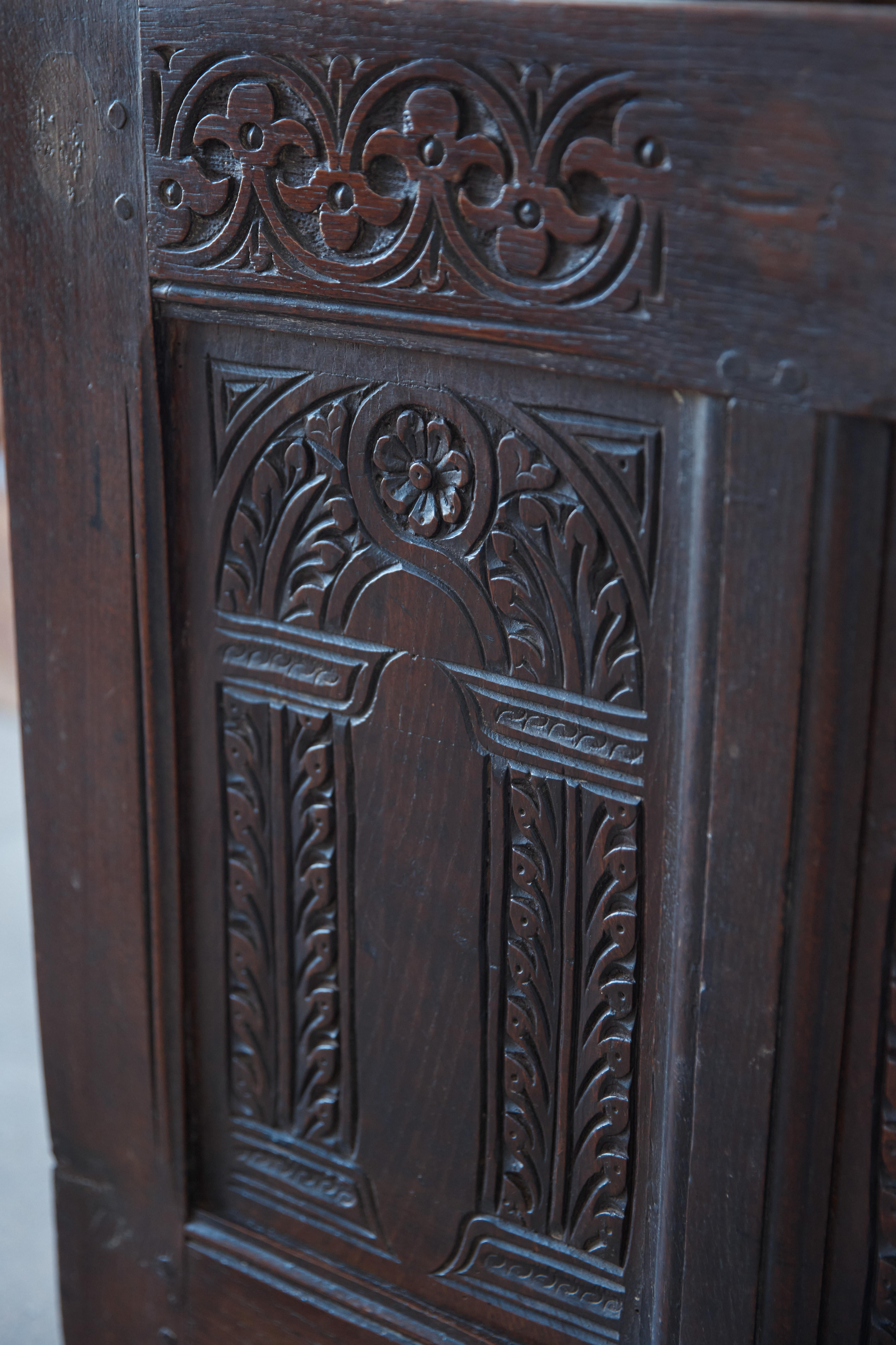 17th Century Carved Oak Coffer For Sale 5