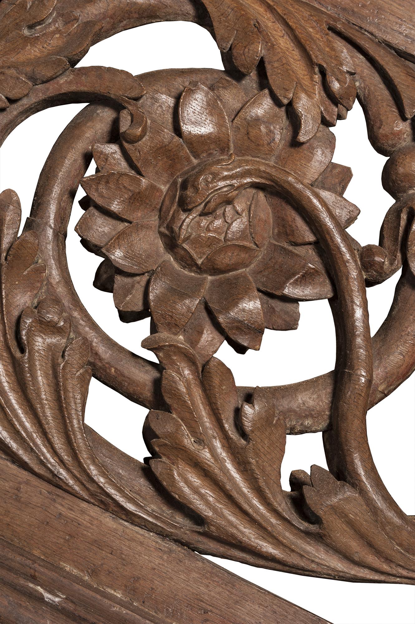 A mid to late 17th century carved oak staircase with accompanying pine panelling; this stair was rescued prior to Crakemarsh Hall’s demolition. Nikolaus Pevsner in the 1950s described Crakemarsh Hall as a ‘compact two story stucco villa circa 1820,