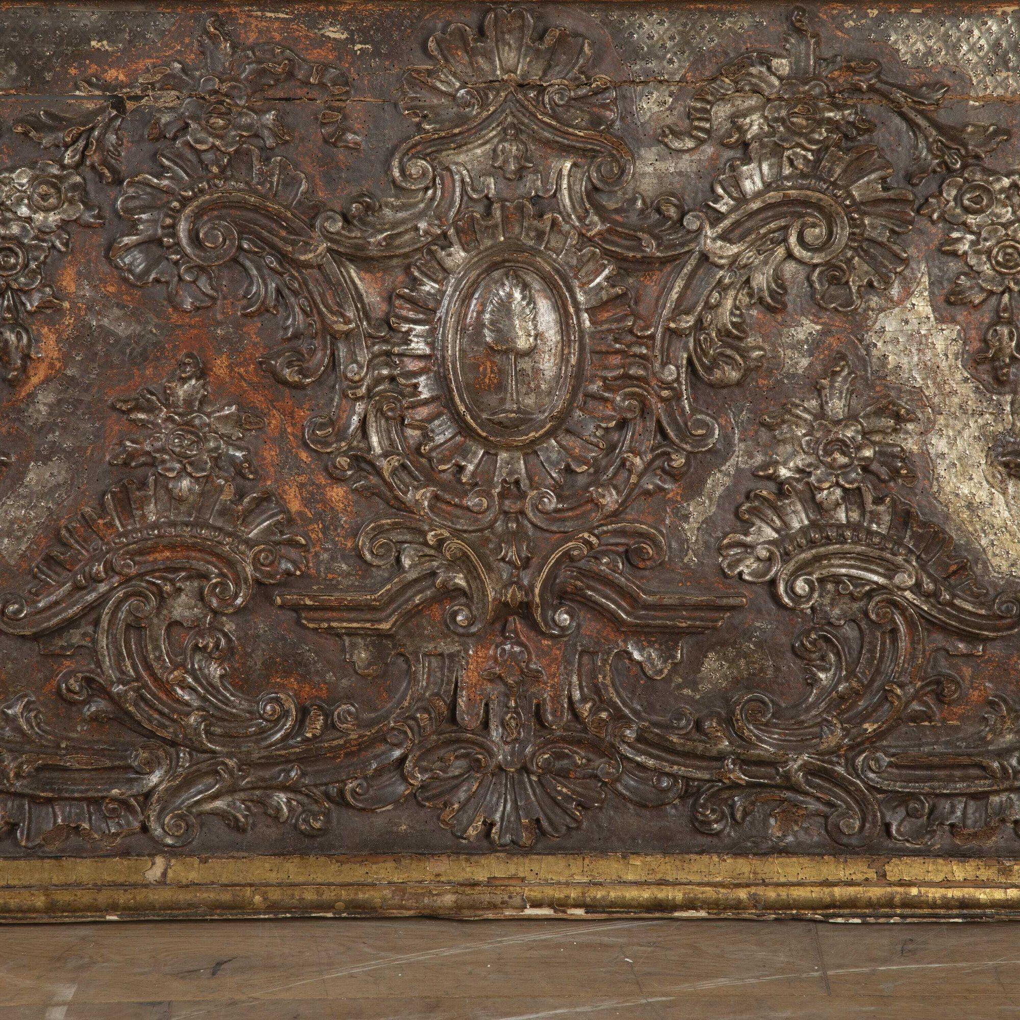 Fantastic 17th Century Spanish Alter Panel retrieved from one of the Churches in Salamanca, one of Western Spains most Ancient cities.
This panel is calved from one solid piece of wood including the patterned gilded frame.
Skilful craftsmanship