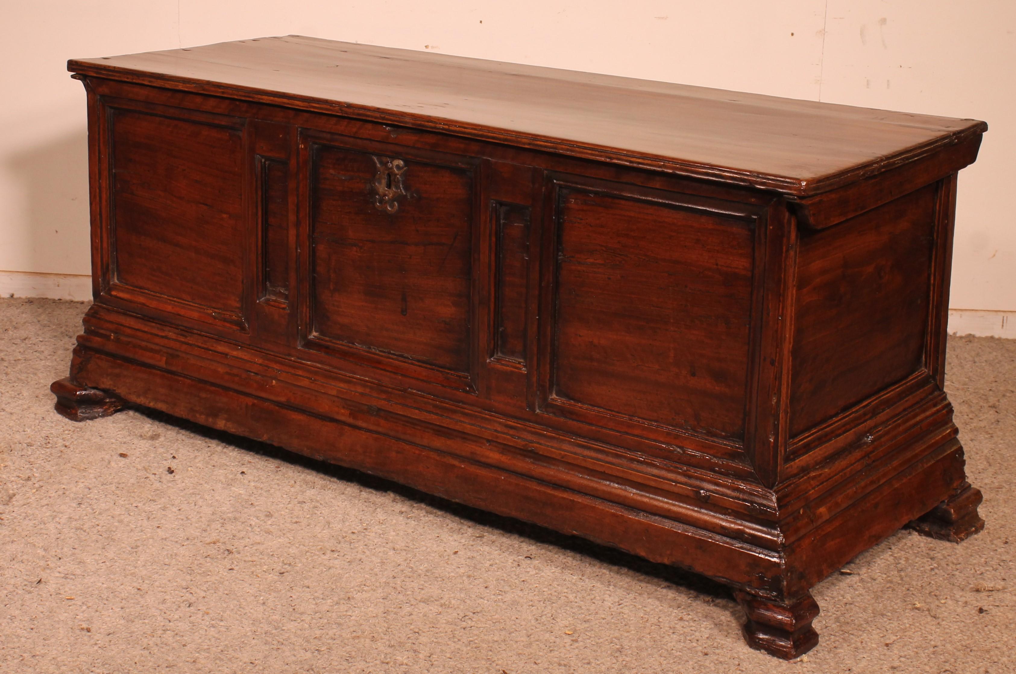18th Century and Earlier 17th Century Catalan Chest For Sale
