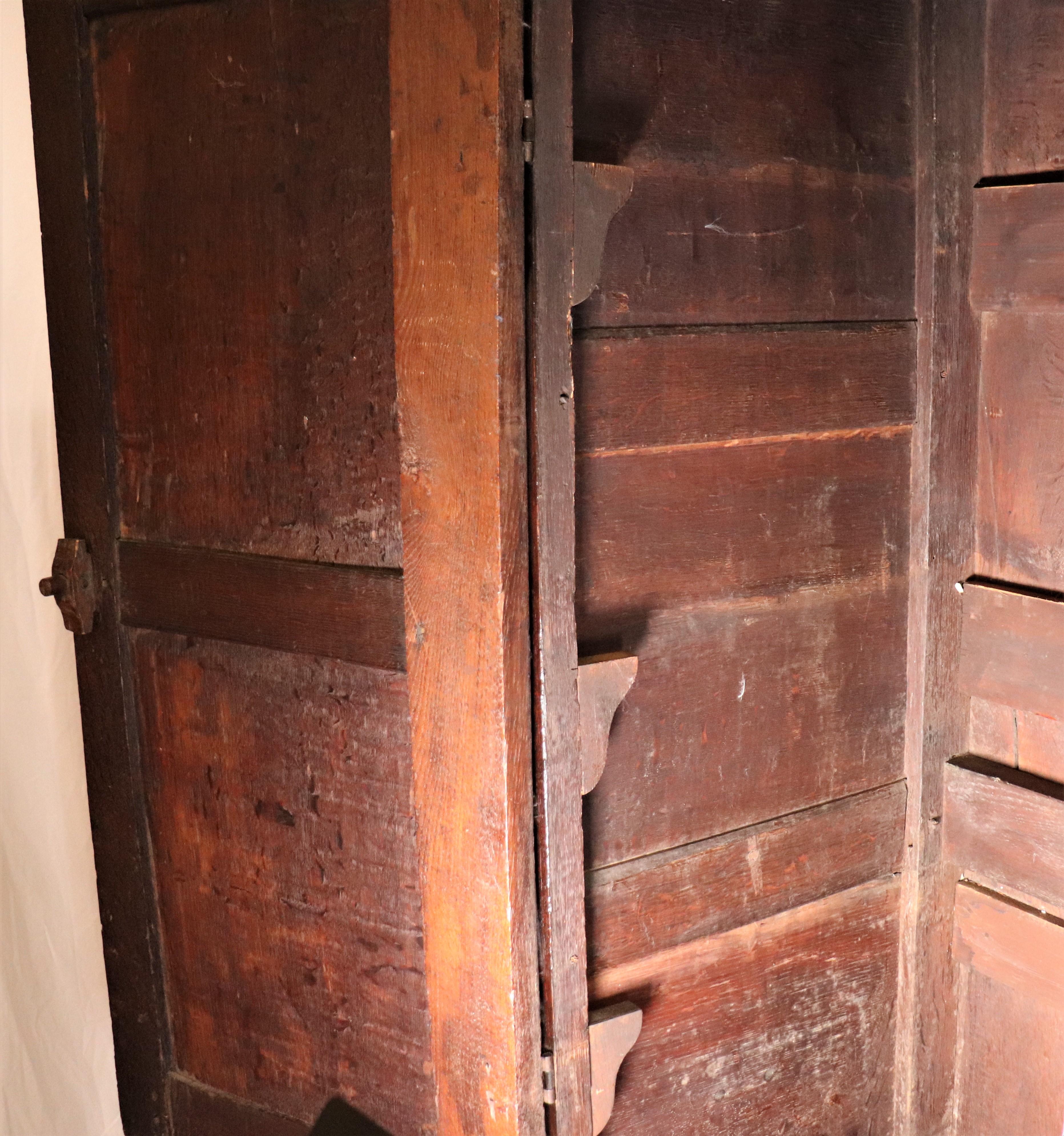 17th Century Charles II English Cupboard Cabinet For Sale 8