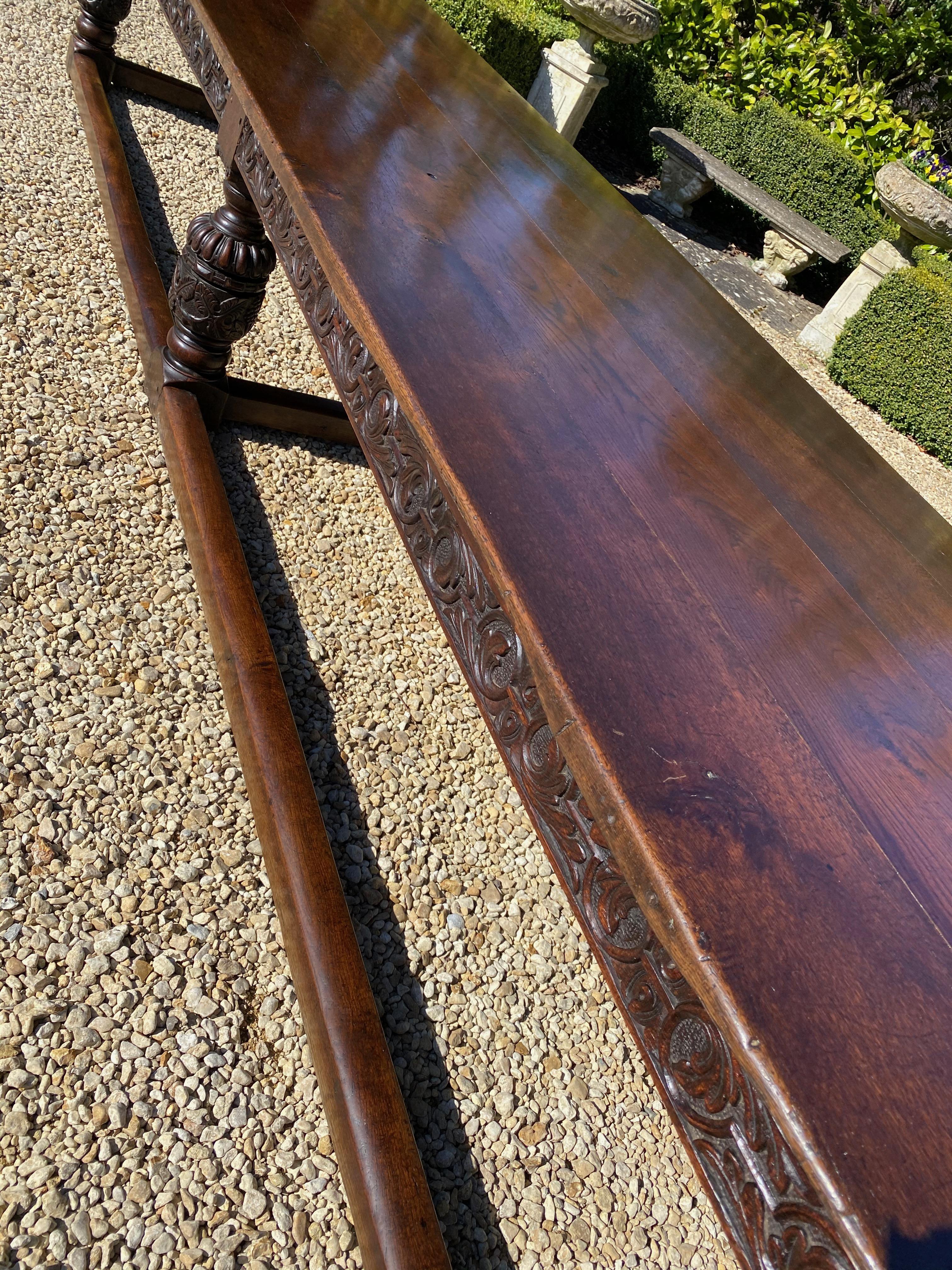 17th Century Charles II Oak Refectory Table Banquet Dining Table, circa 1660 5
